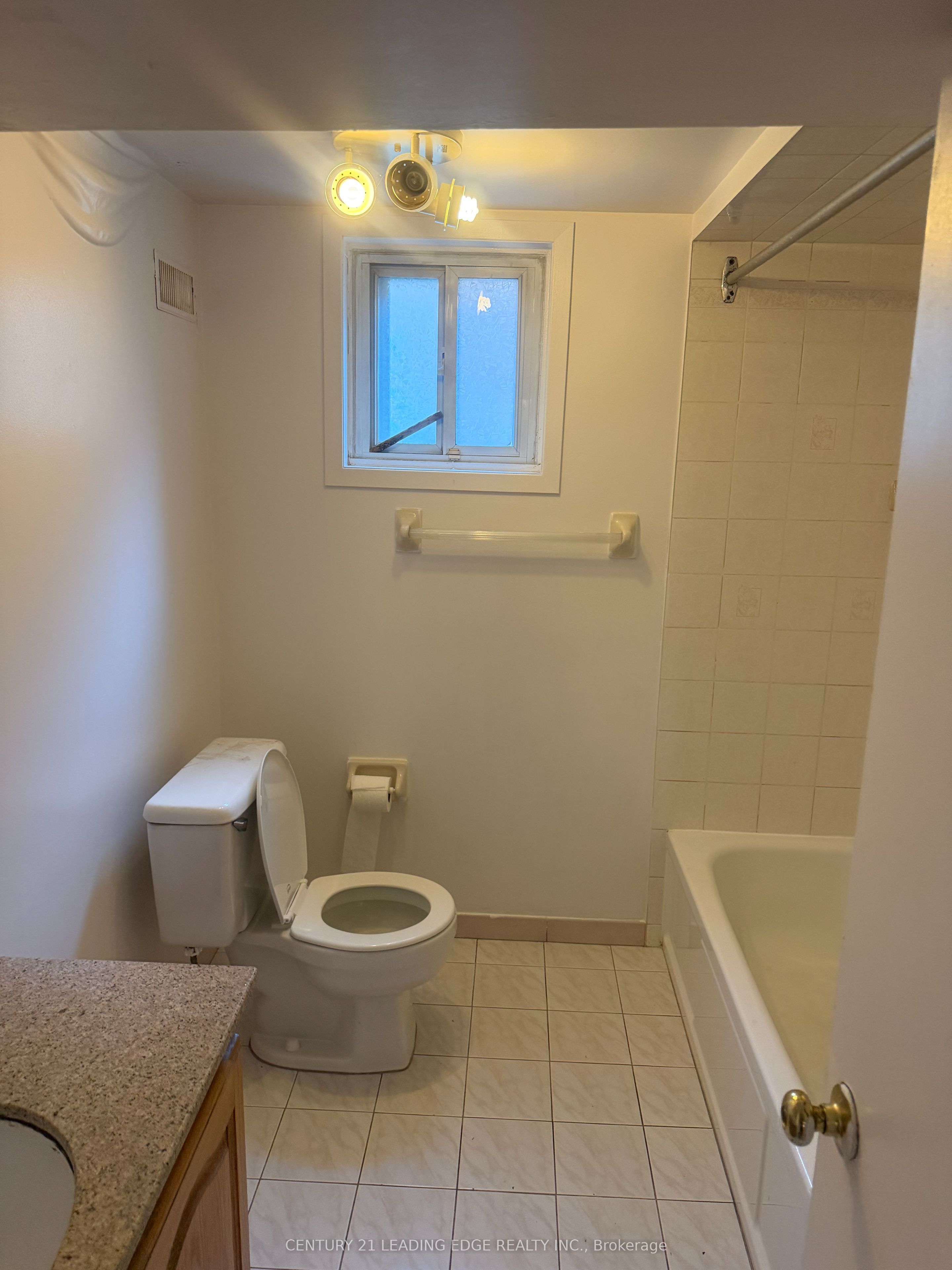 62 Lombardy Crescent Bsmt Property Photo 13