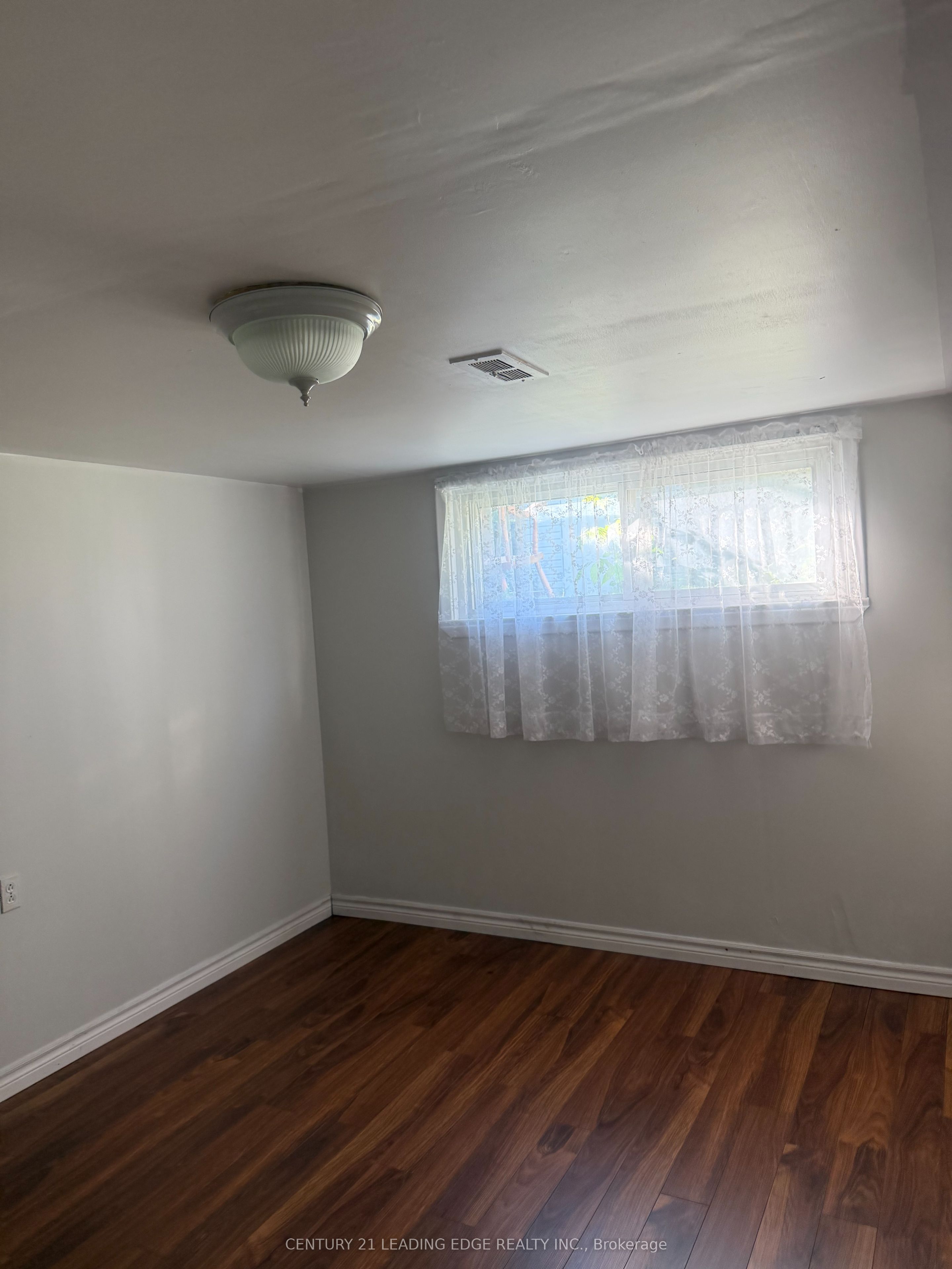 62 Lombardy Crescent Bsmt Property Photo 14