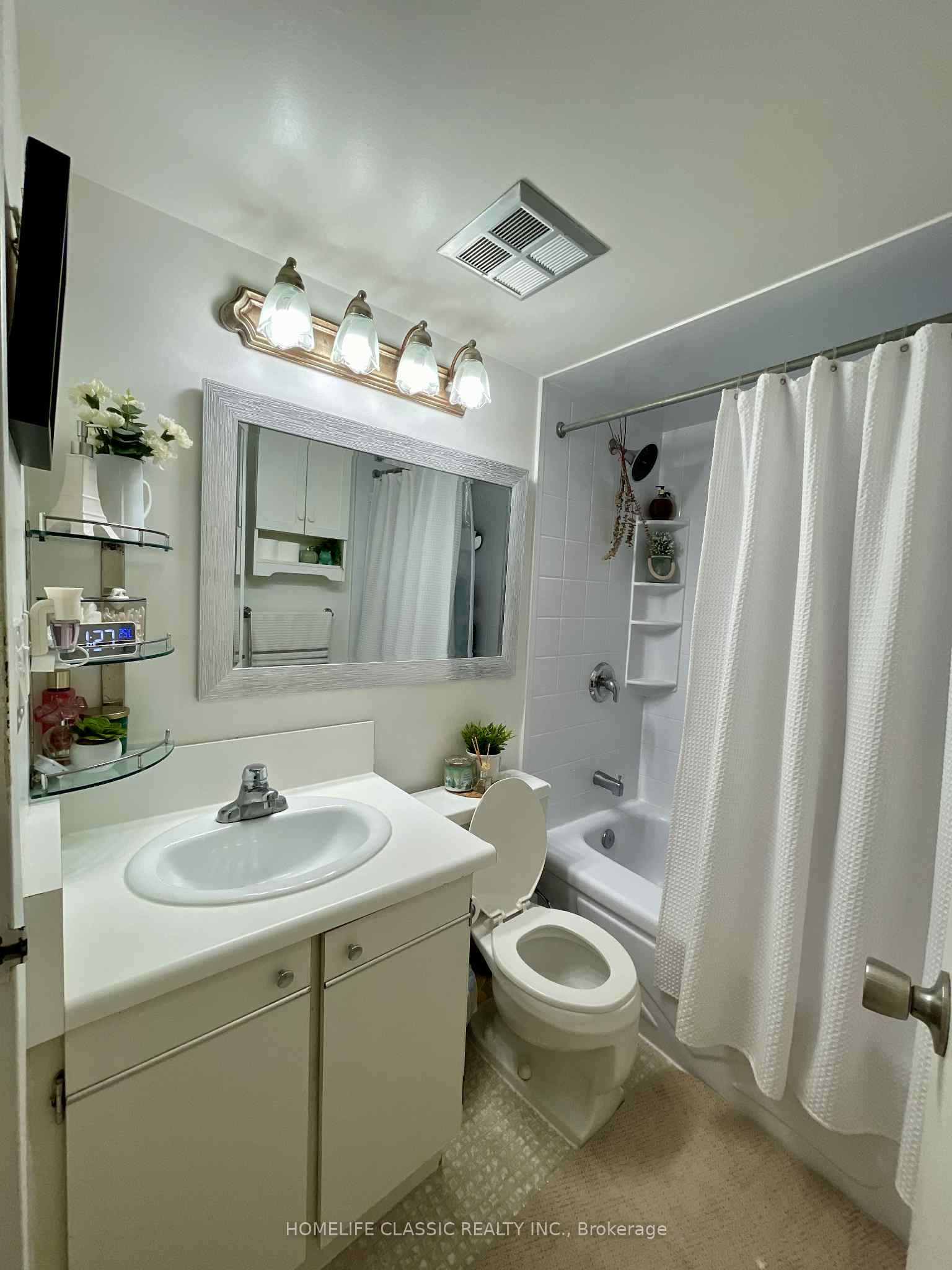 90 Ling Road 603 Property Photo 13