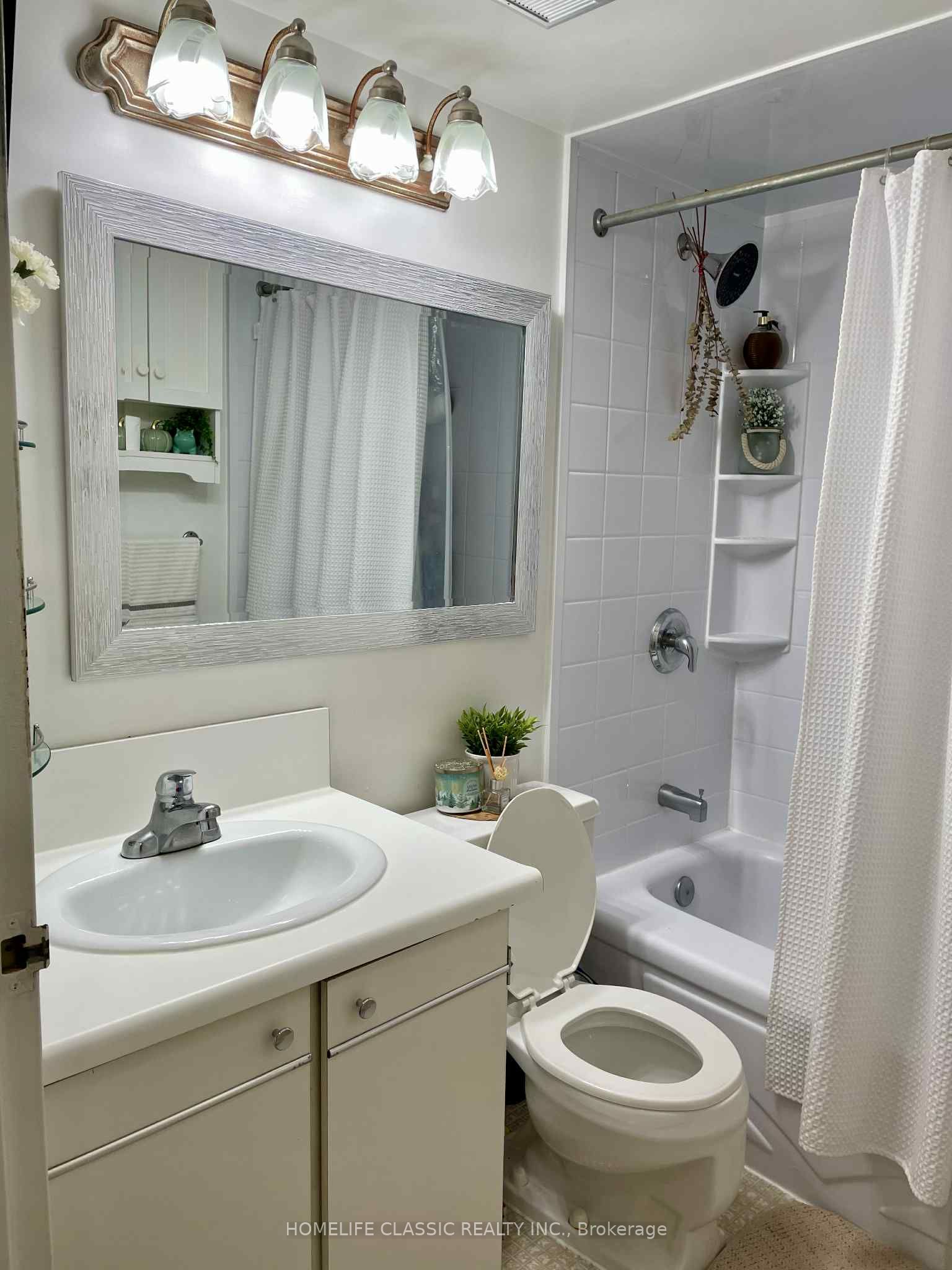 90 Ling Road 603 Property Photo 14