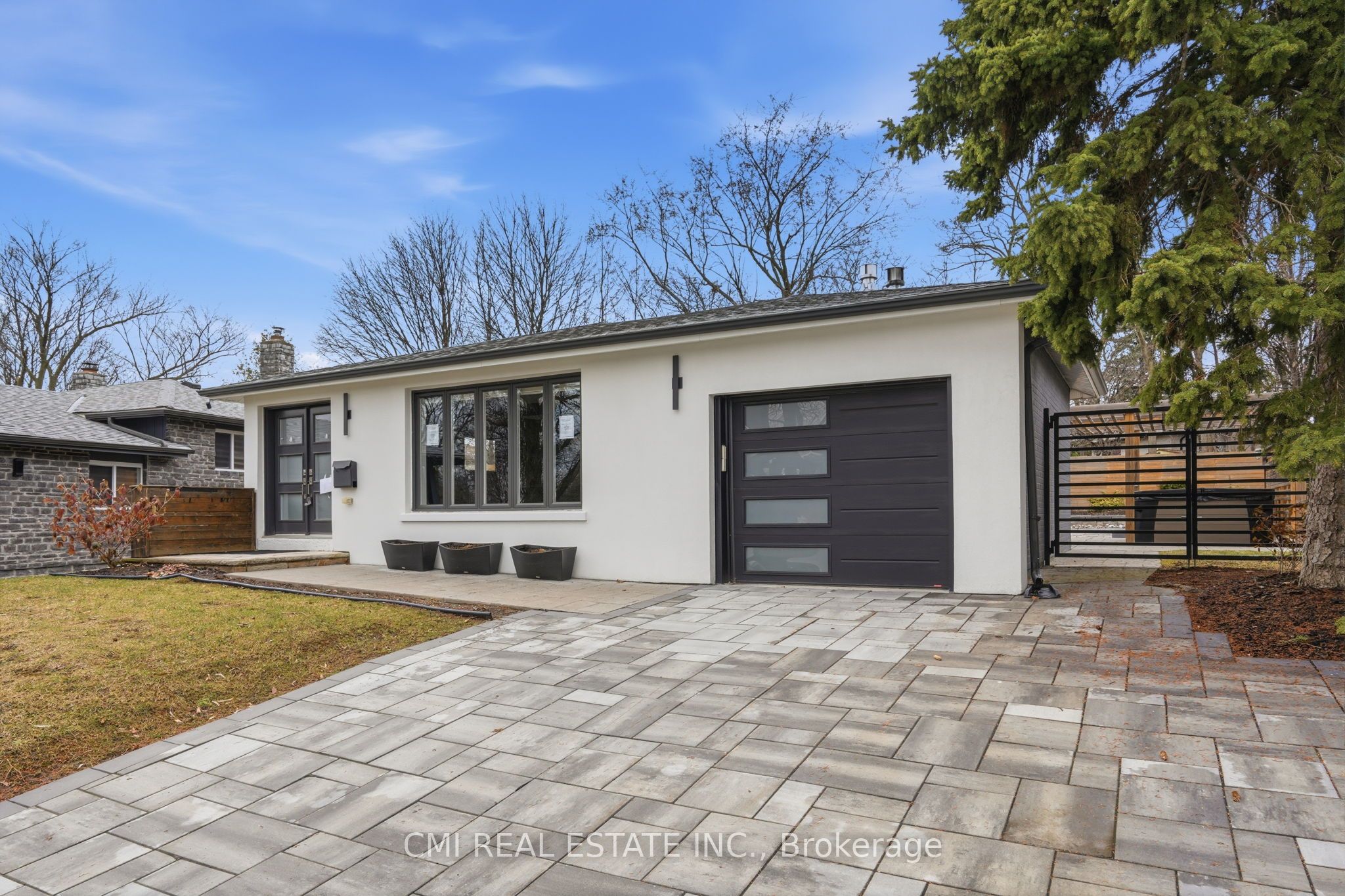 23 Logstone Crescent Property Photo 1