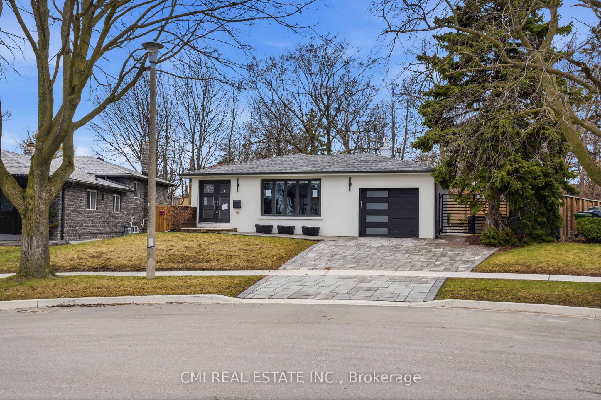 23 Logstone Crescent Property Photo 2