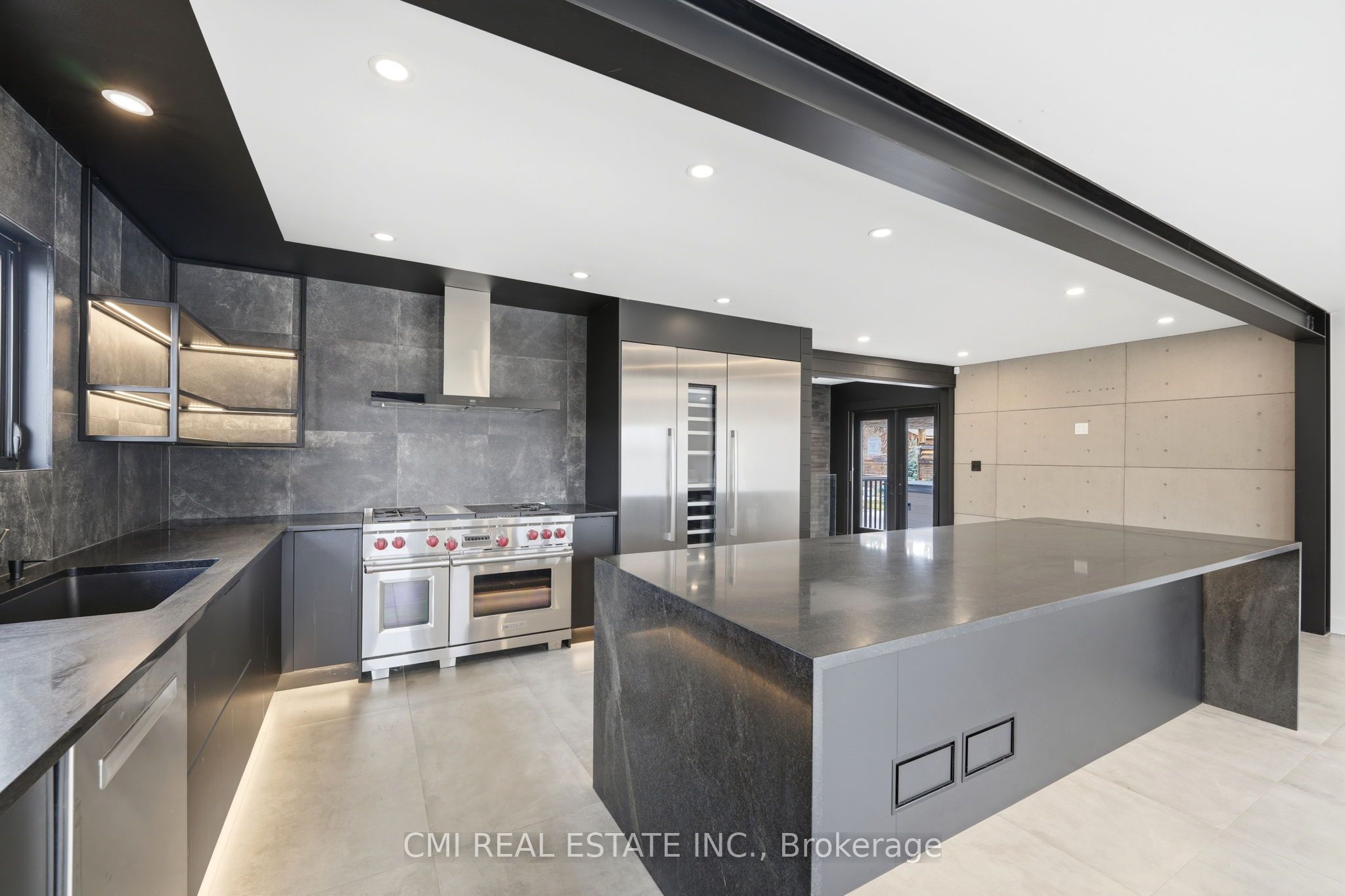 23 Logstone Crescent Property Photo 10