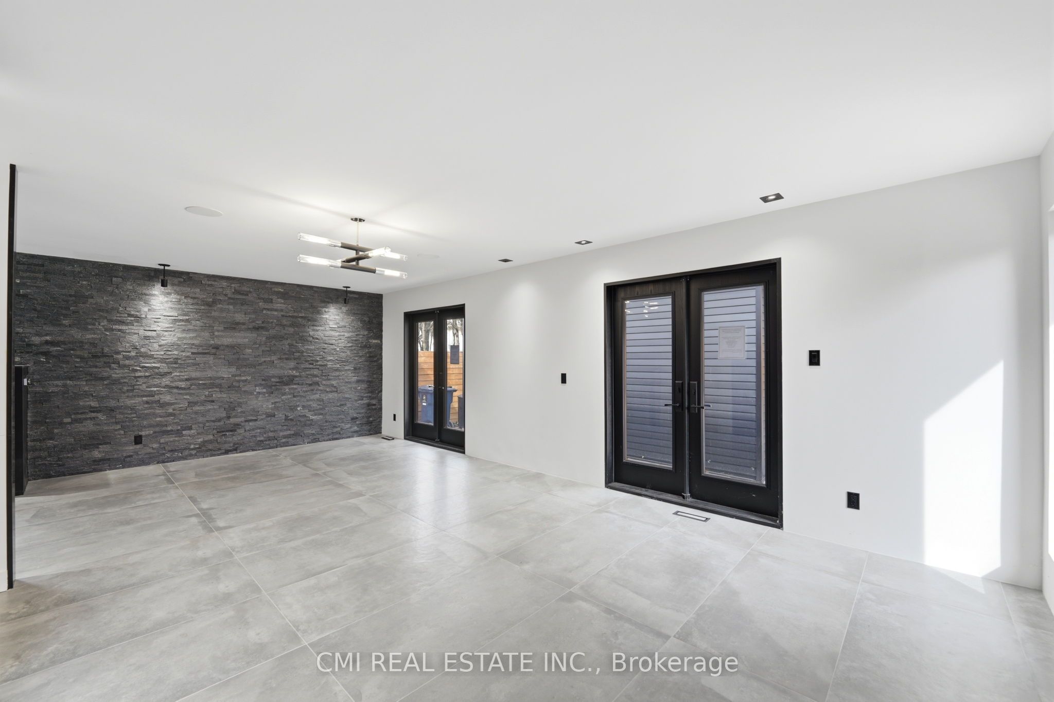 23 Logstone Crescent Property Photo 25