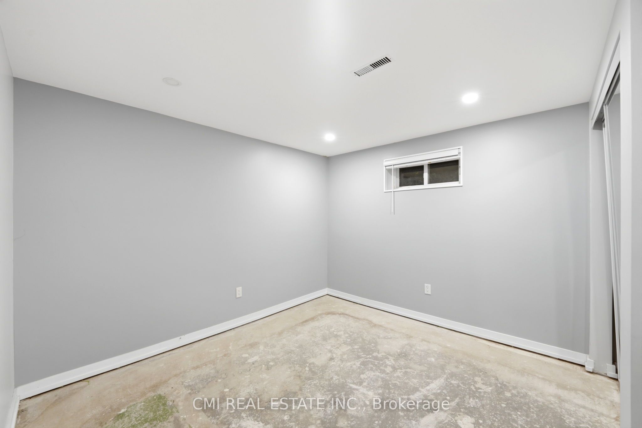 23 Logstone Crescent Property Photo 31