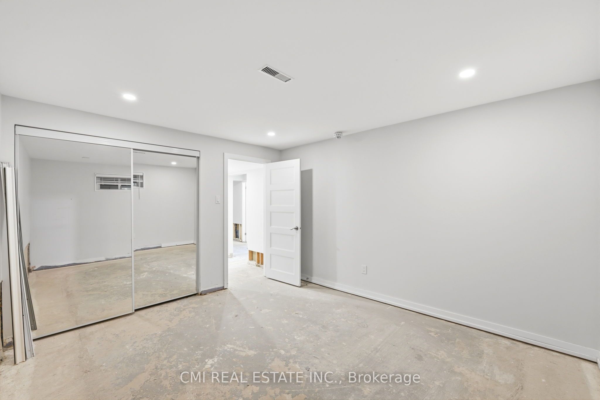 23 Logstone Crescent Property Photo 34