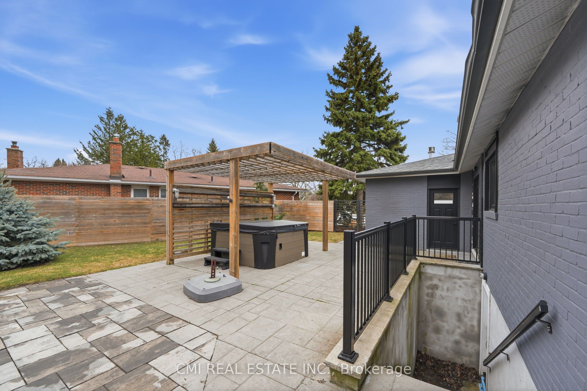 23 Logstone Crescent Property Photo 37