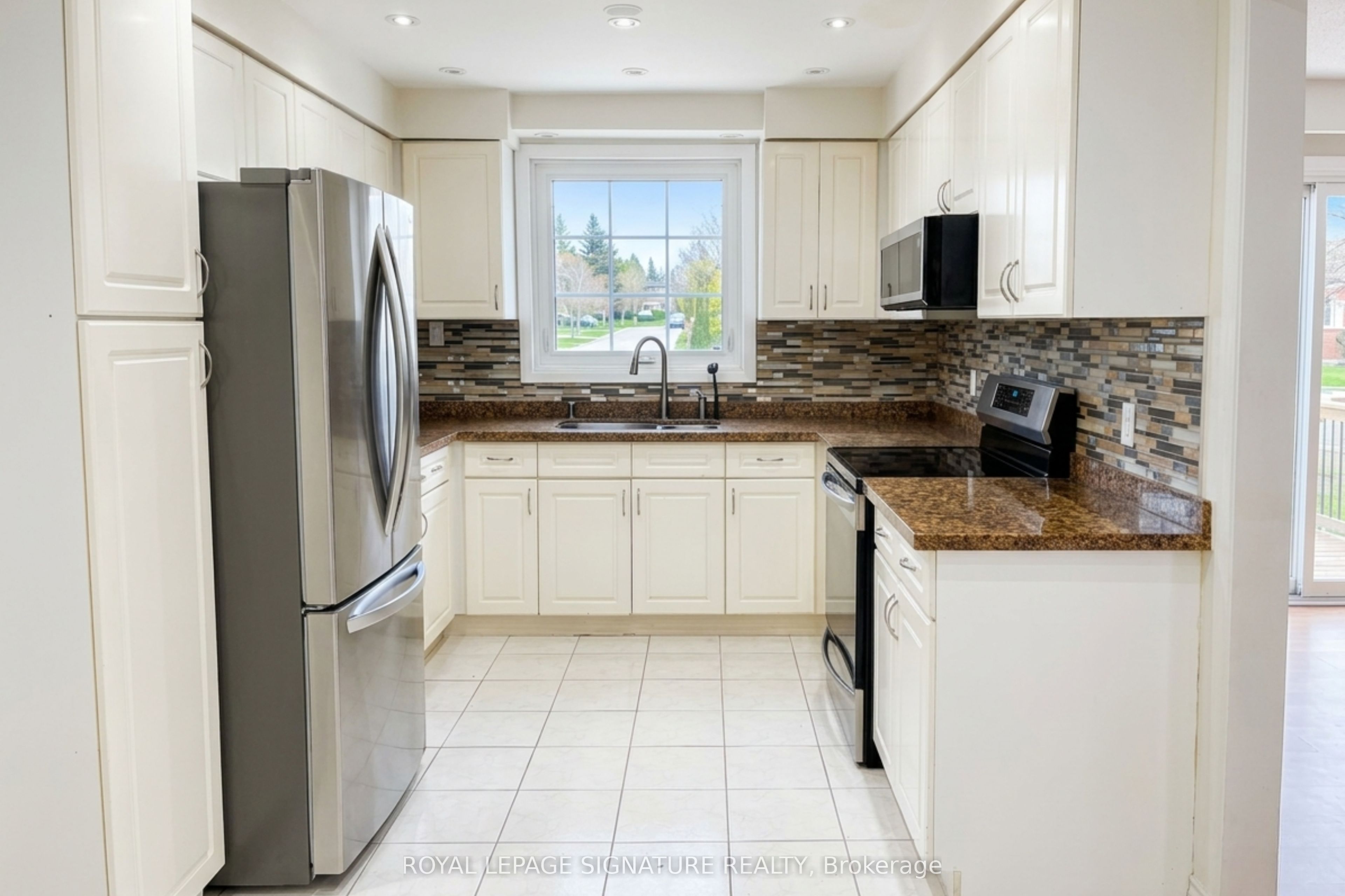248 Gowan Avenue Property Photo 6