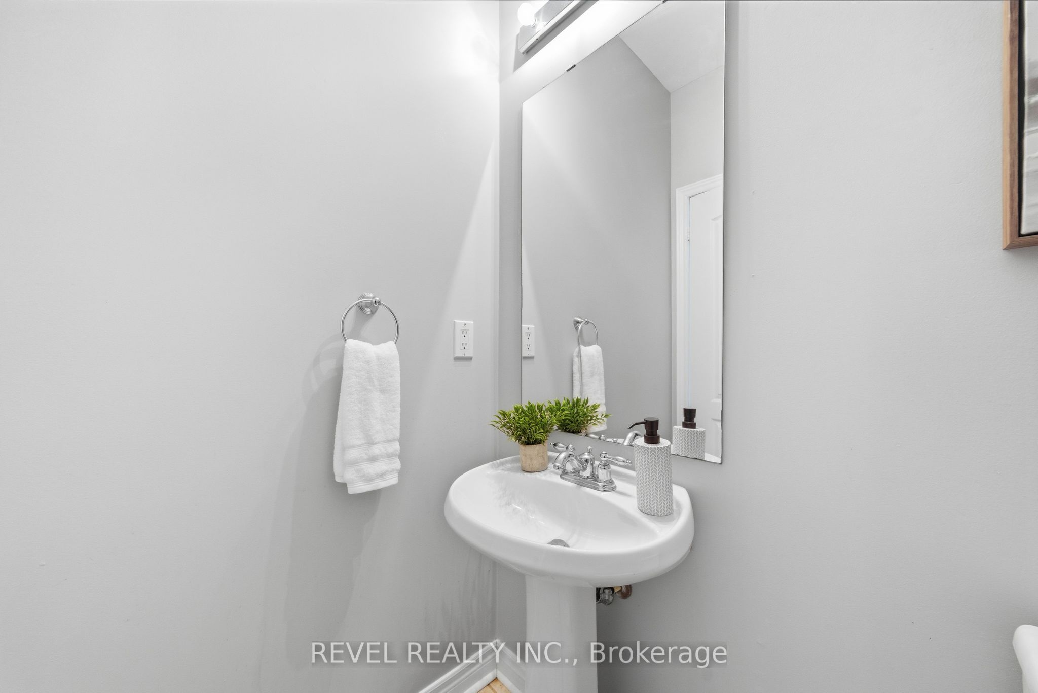 131 Rushworth Drive Property Photo 37