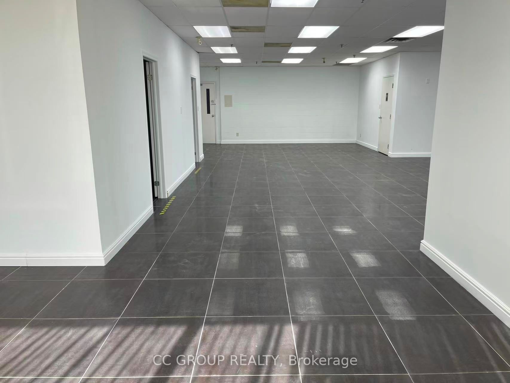 2131 Mccowan Road Property Photo 4