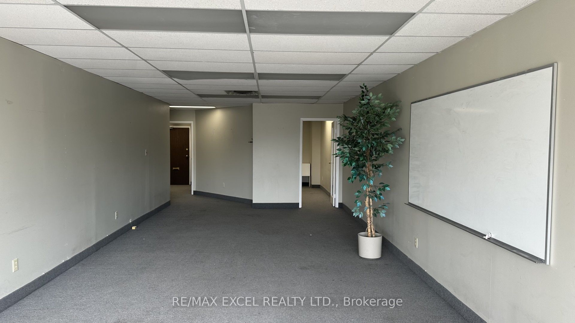 2425 Eglinton Avenue E 209 Property Photo 3