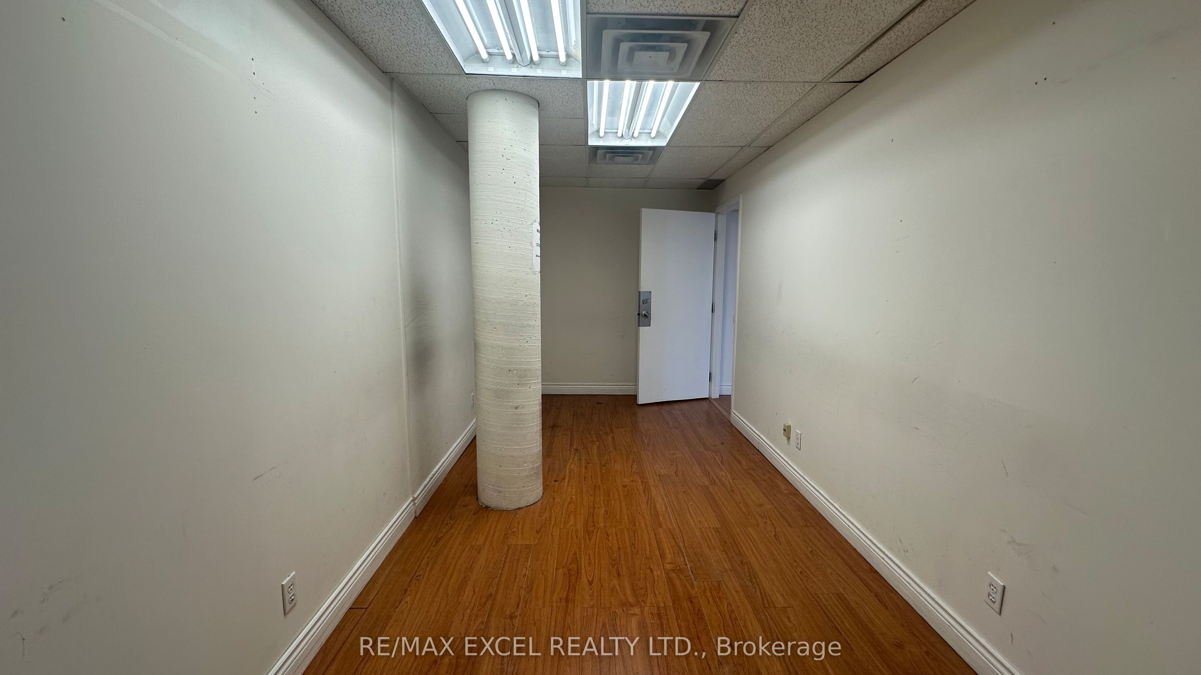 2425 Eglinton Avenue 200a Property Photo 4