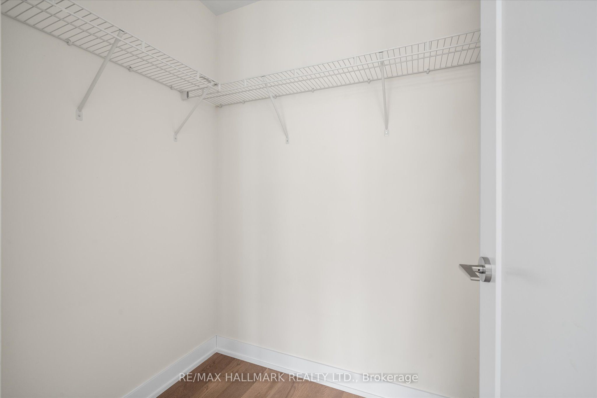 1350 Kingston Road 409 Property Photo 24