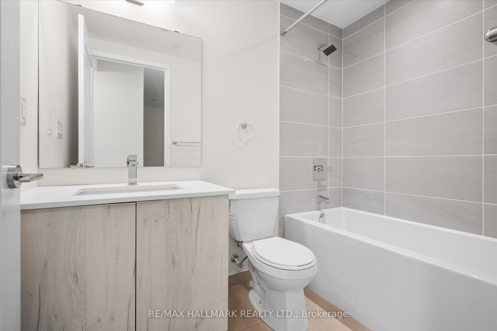 1350 Kingston Road 409 Property Photo 25