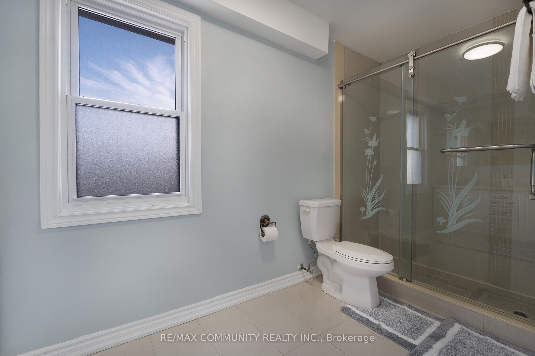 33 Windsor Avenue Property Photo 3