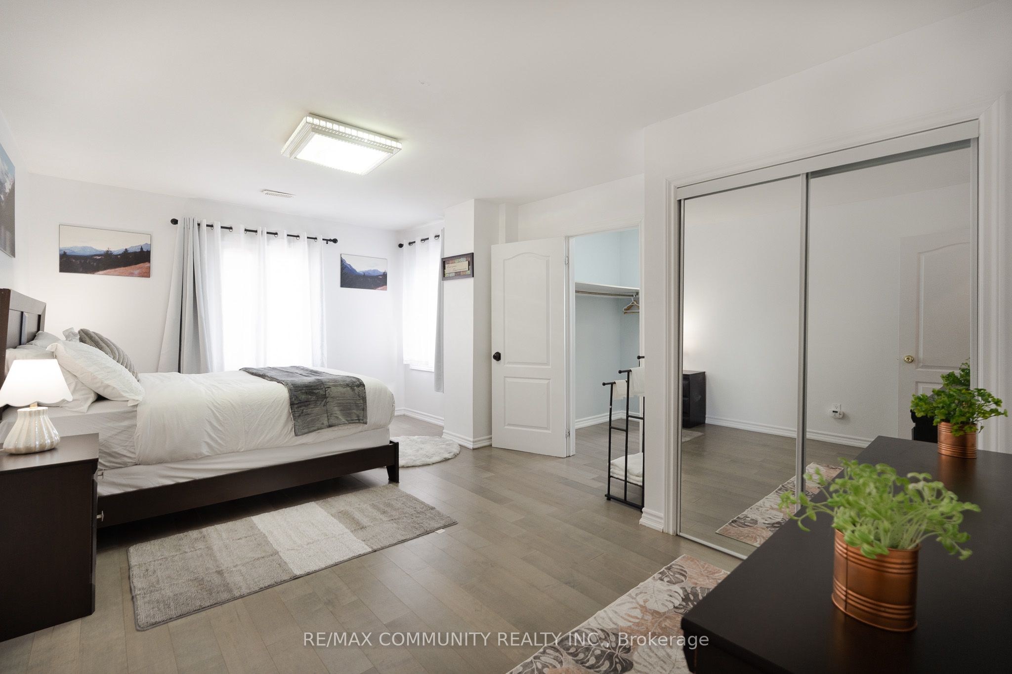 33 Windsor Avenue Property Photo 10