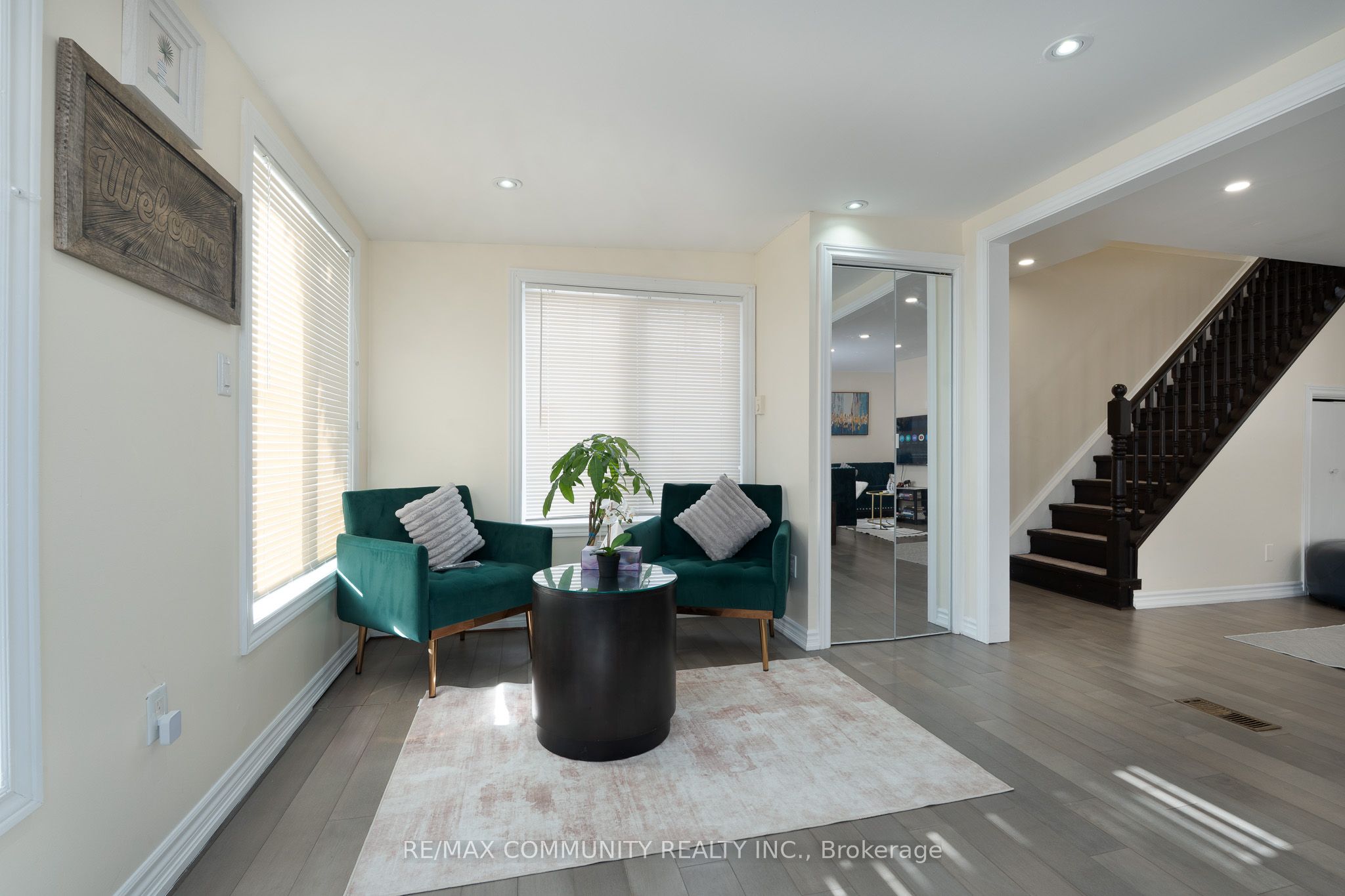 33 Windsor Avenue Property Photo 20