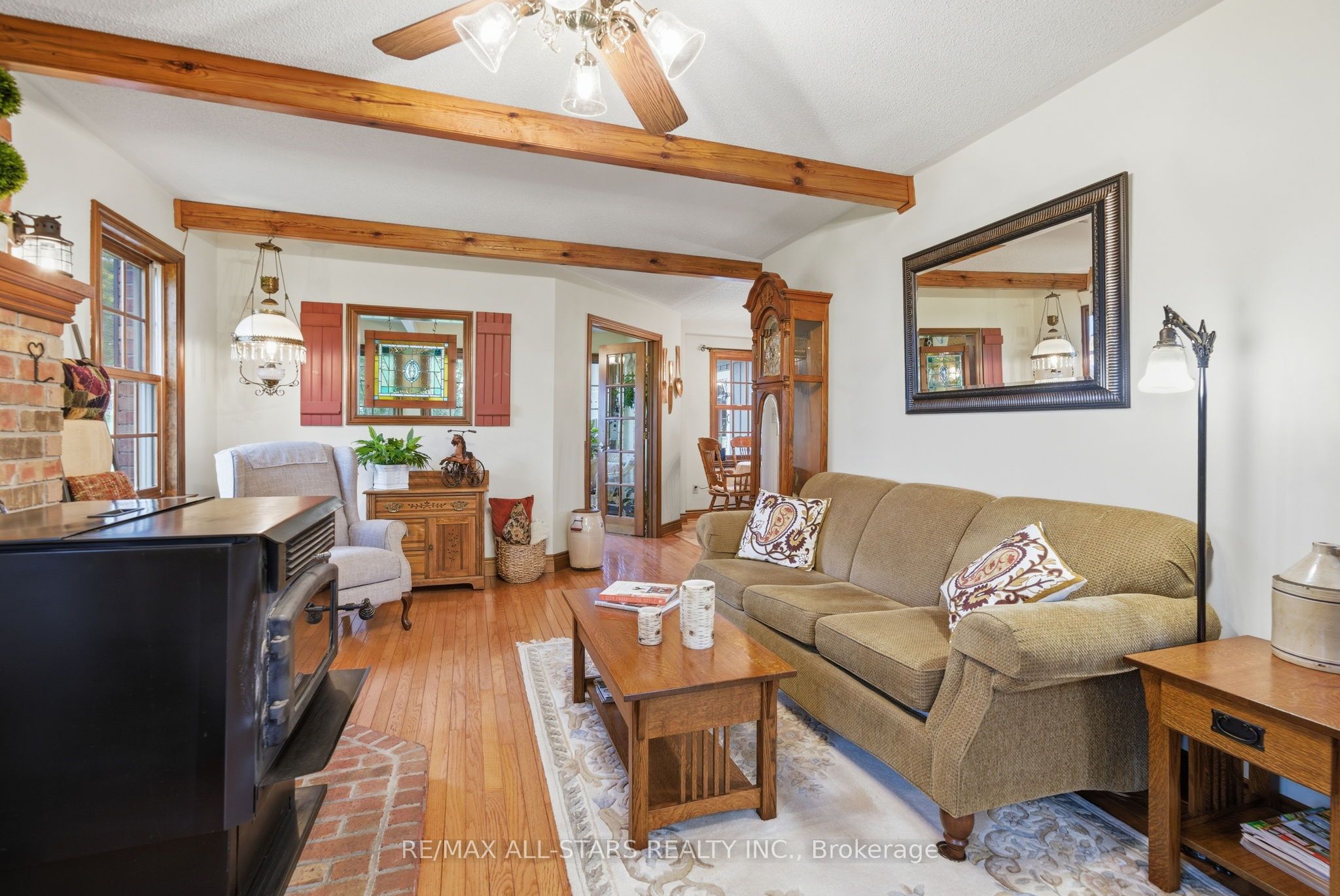 4271 Fallis Road Property Photo 12