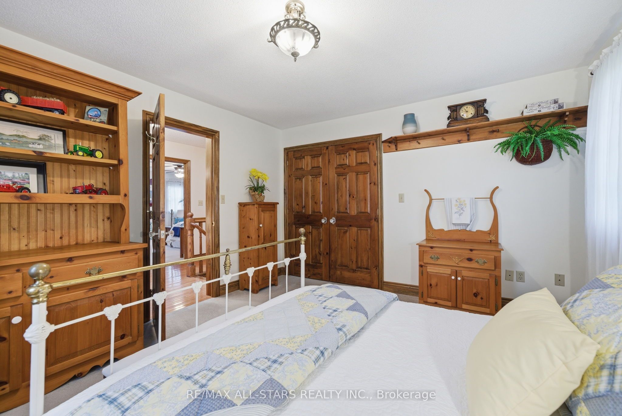 4271 Fallis Road Property Photo 19