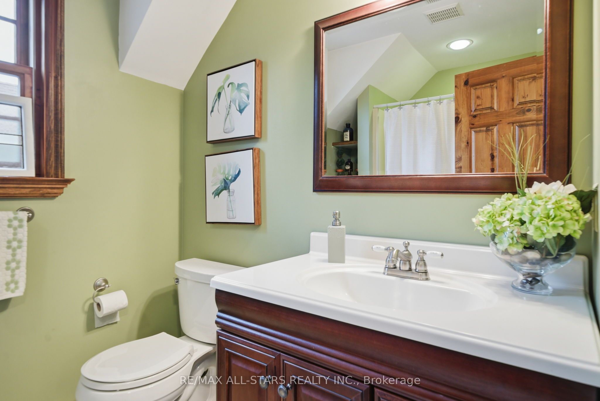 4271 Fallis Road Property Photo 24