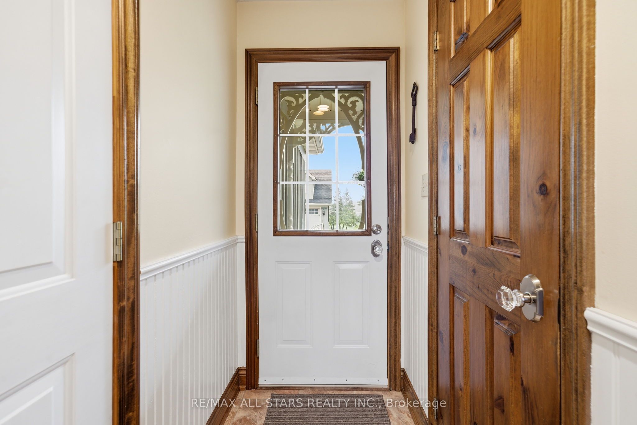 4271 Fallis Road Property Photo 27