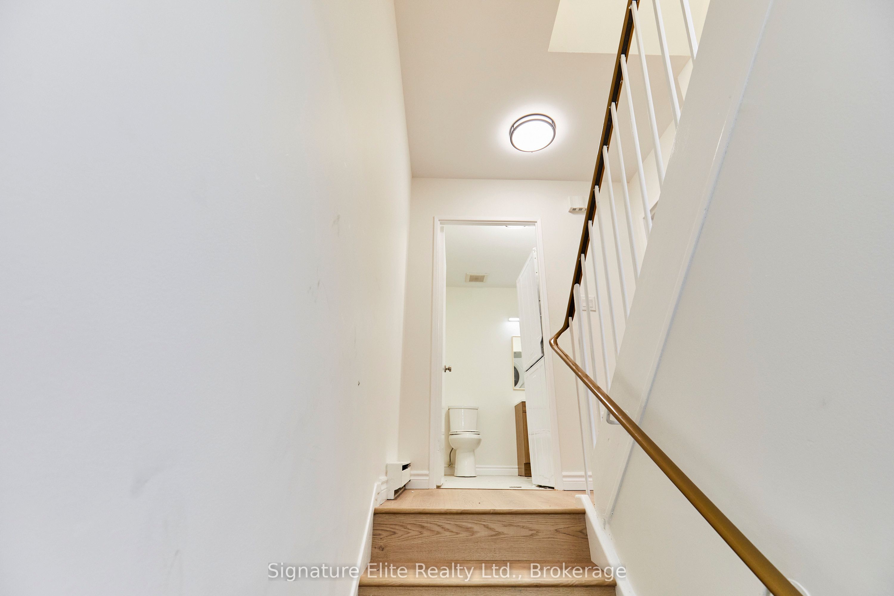 50 Scarborough Golf Club Road 124 Property Photo 3
