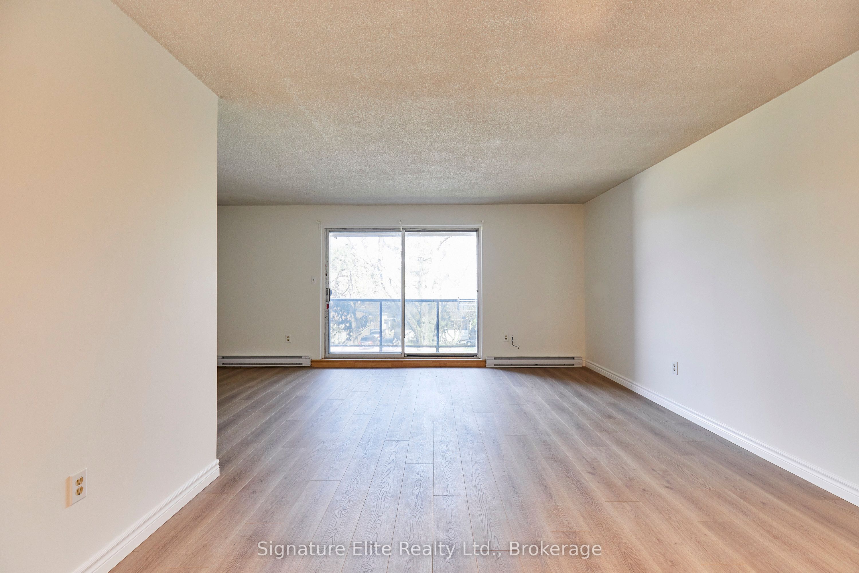 50 Scarborough Golf Club Road 124 Property Photo 4