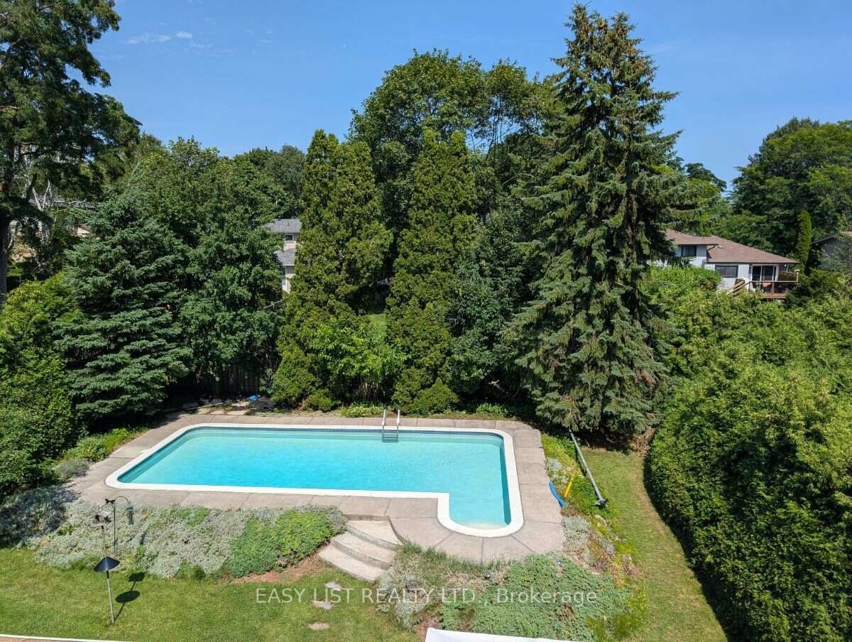 1035 Oshawa Boulevard N Property Photo 22