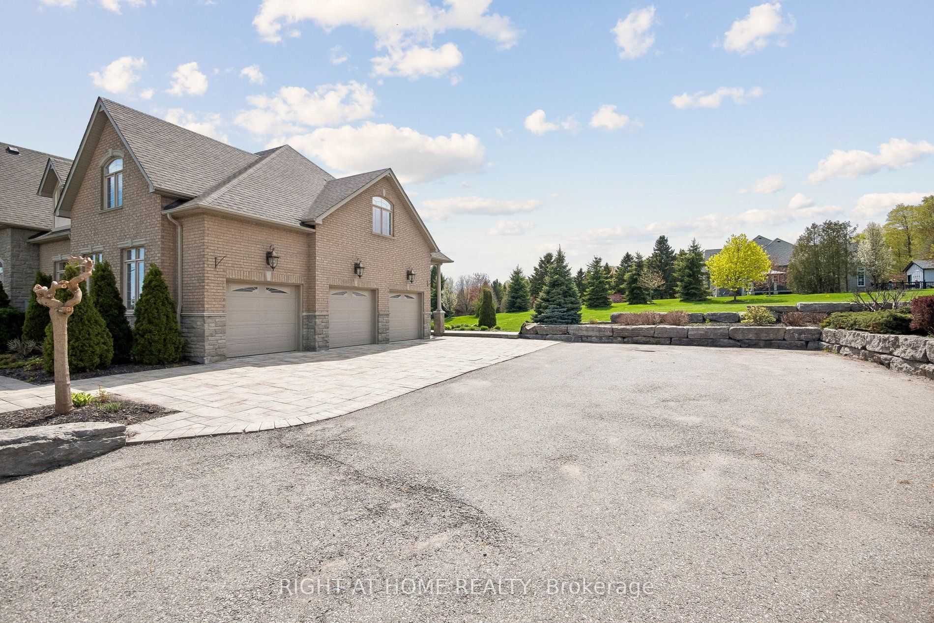 18 Bice Court Property Photo 3
