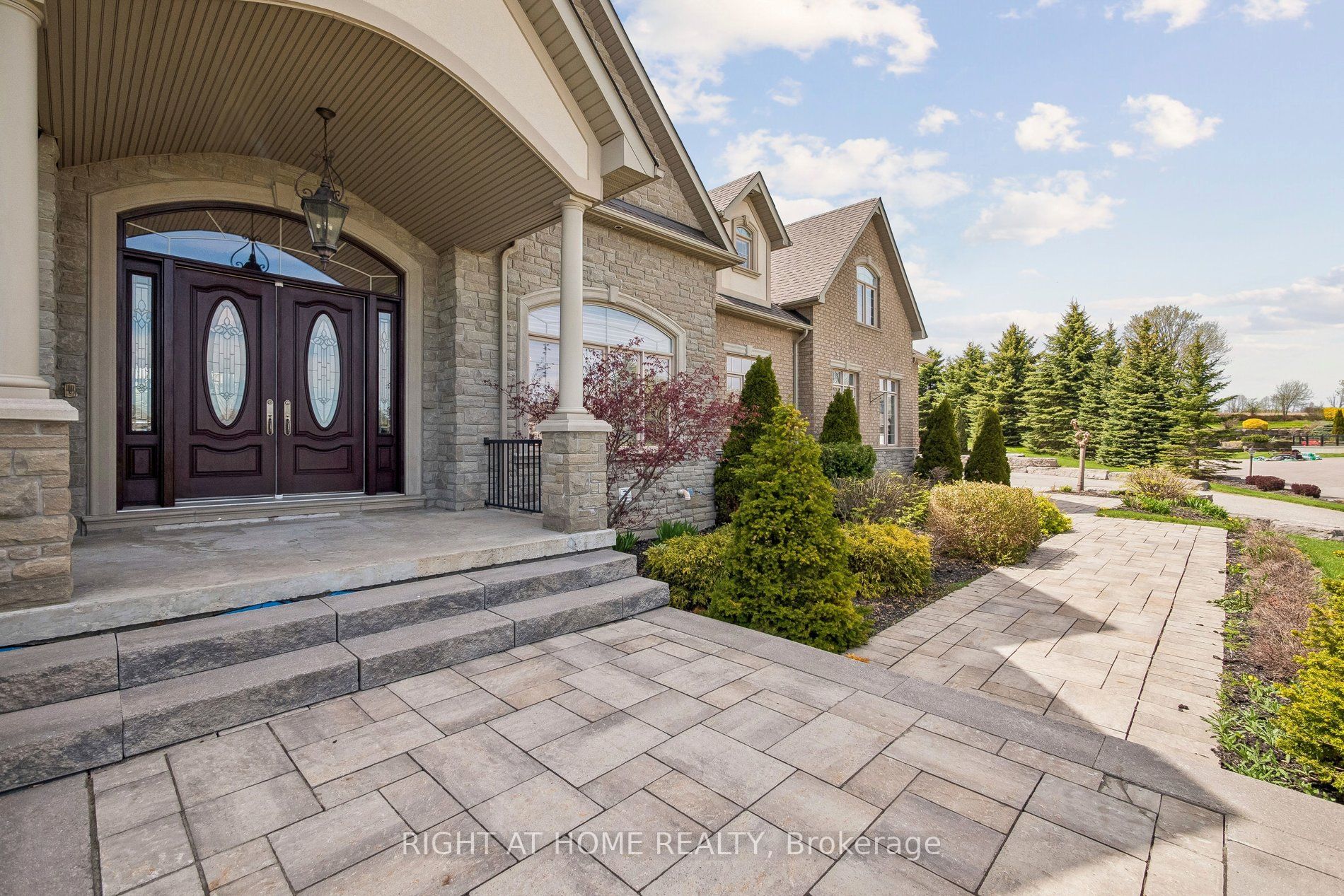 18 Bice Court Property Photo 5