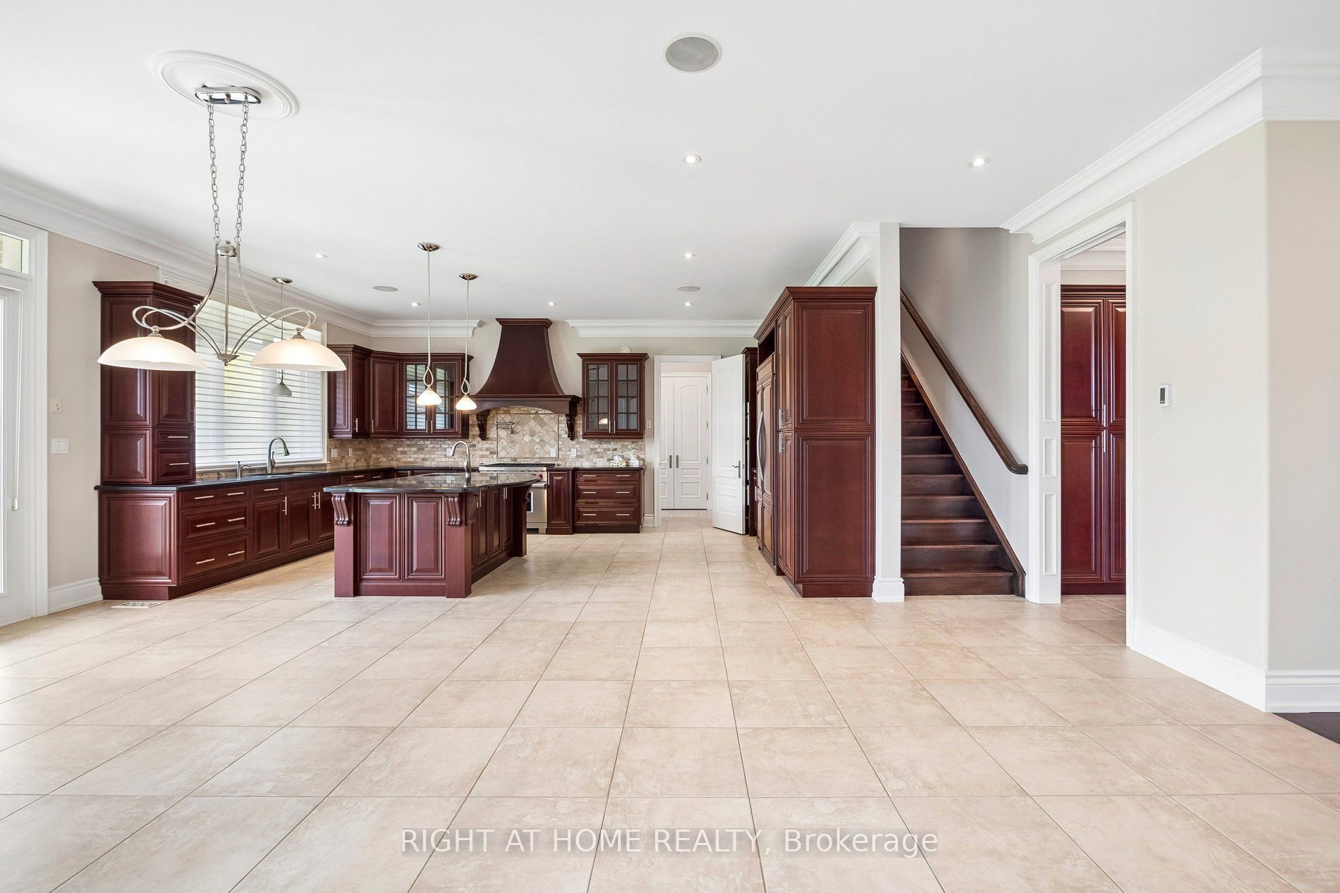 18 Bice Court Property Photo 11