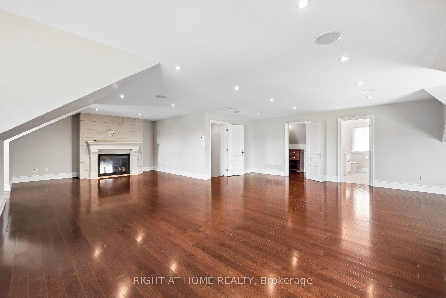 18 Bice Court Property Photo 27