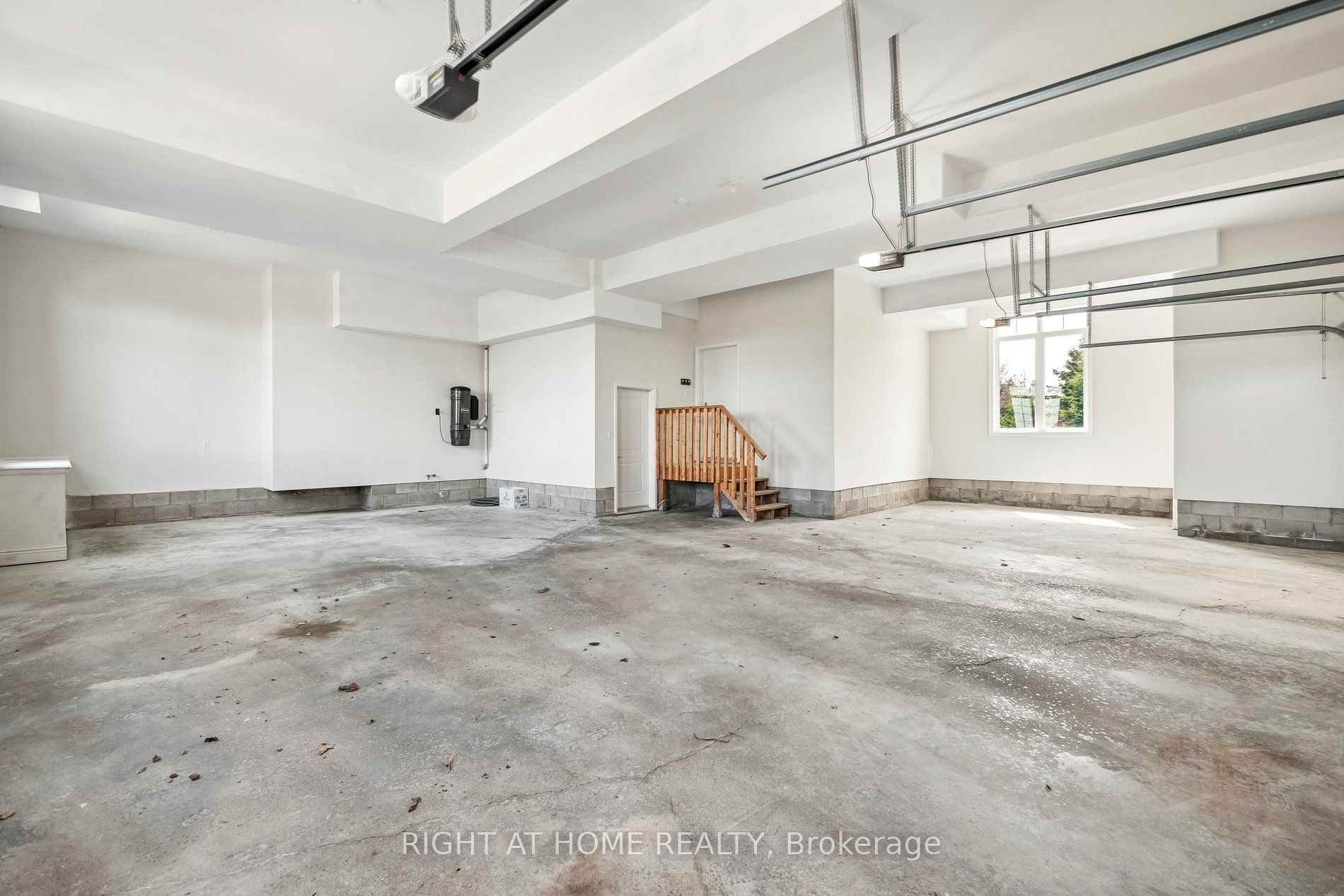 18 Bice Court Property Photo 35