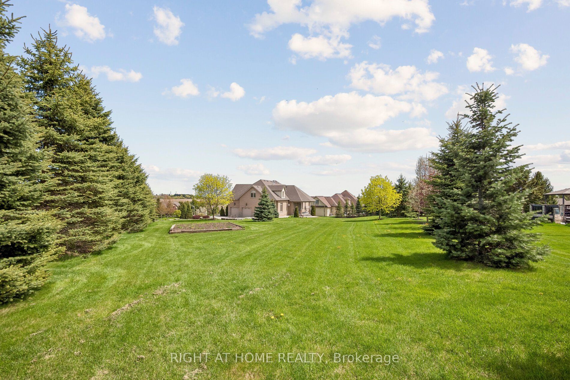 18 Bice Court Property Photo 37