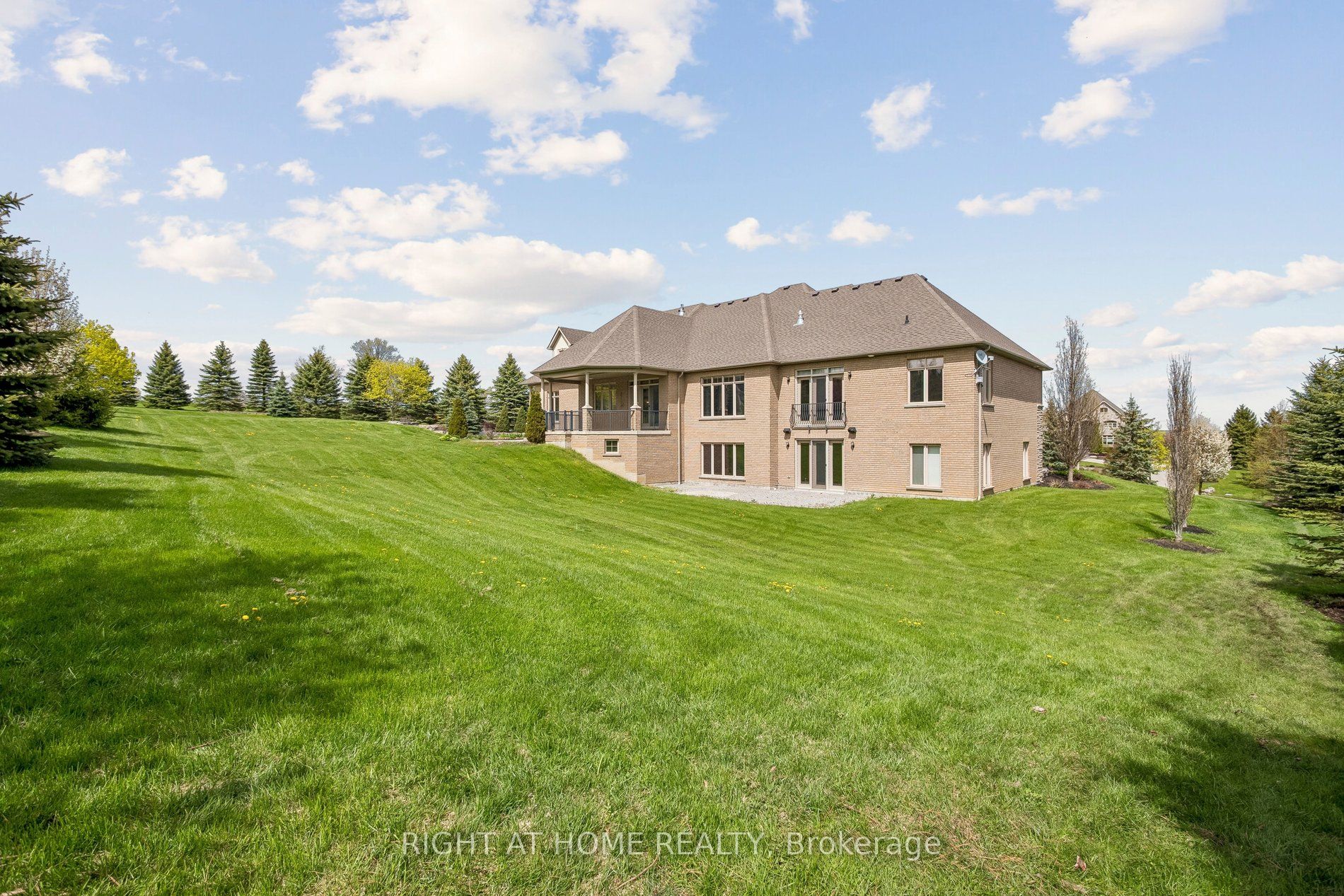 18 Bice Court Property Photo 38