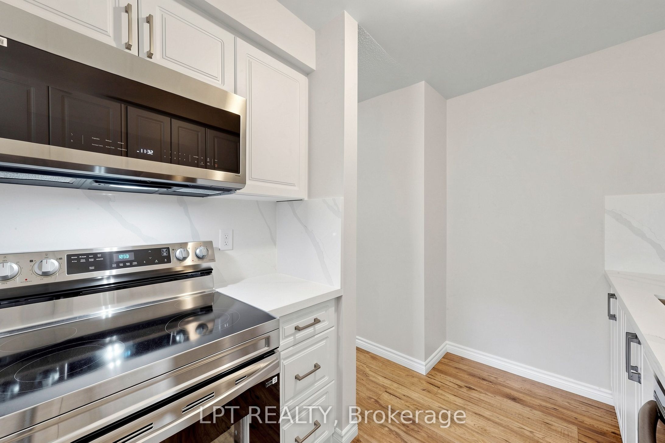 1055 Central Pk Boulevard N 32 Property Photo 14