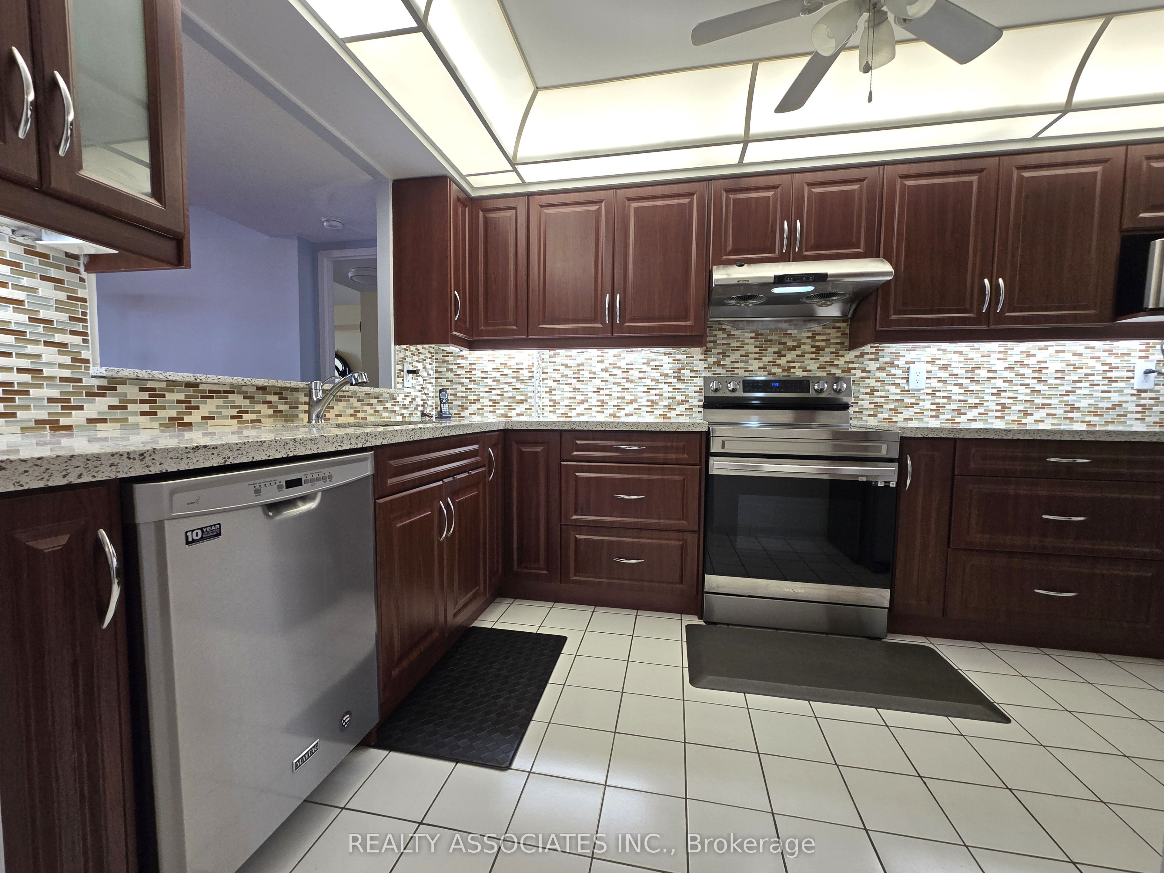 4727 Sheppard Avenue E 1107 Property Photo 5