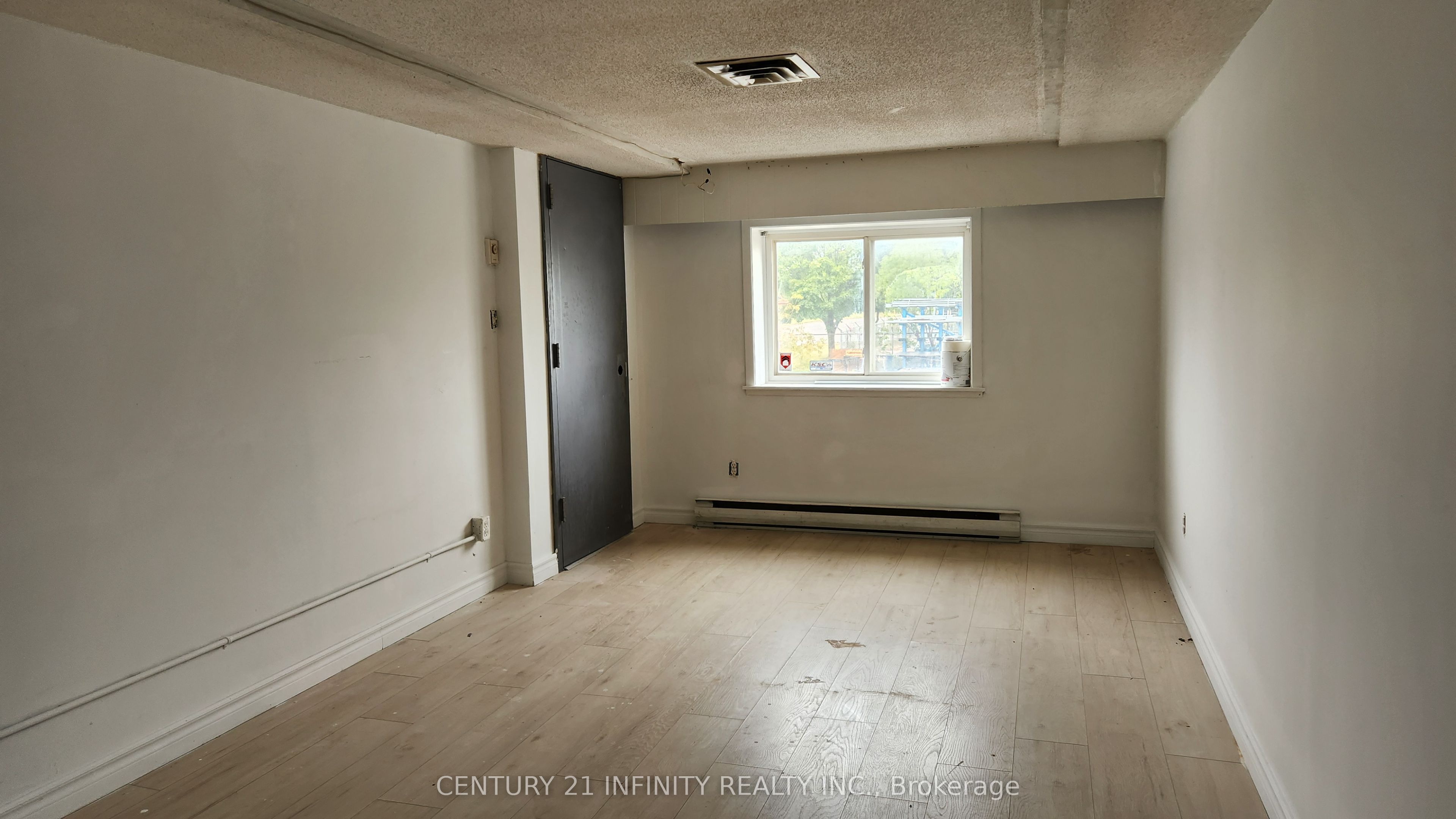 1019 Nelson Street 8 Property Photo 4