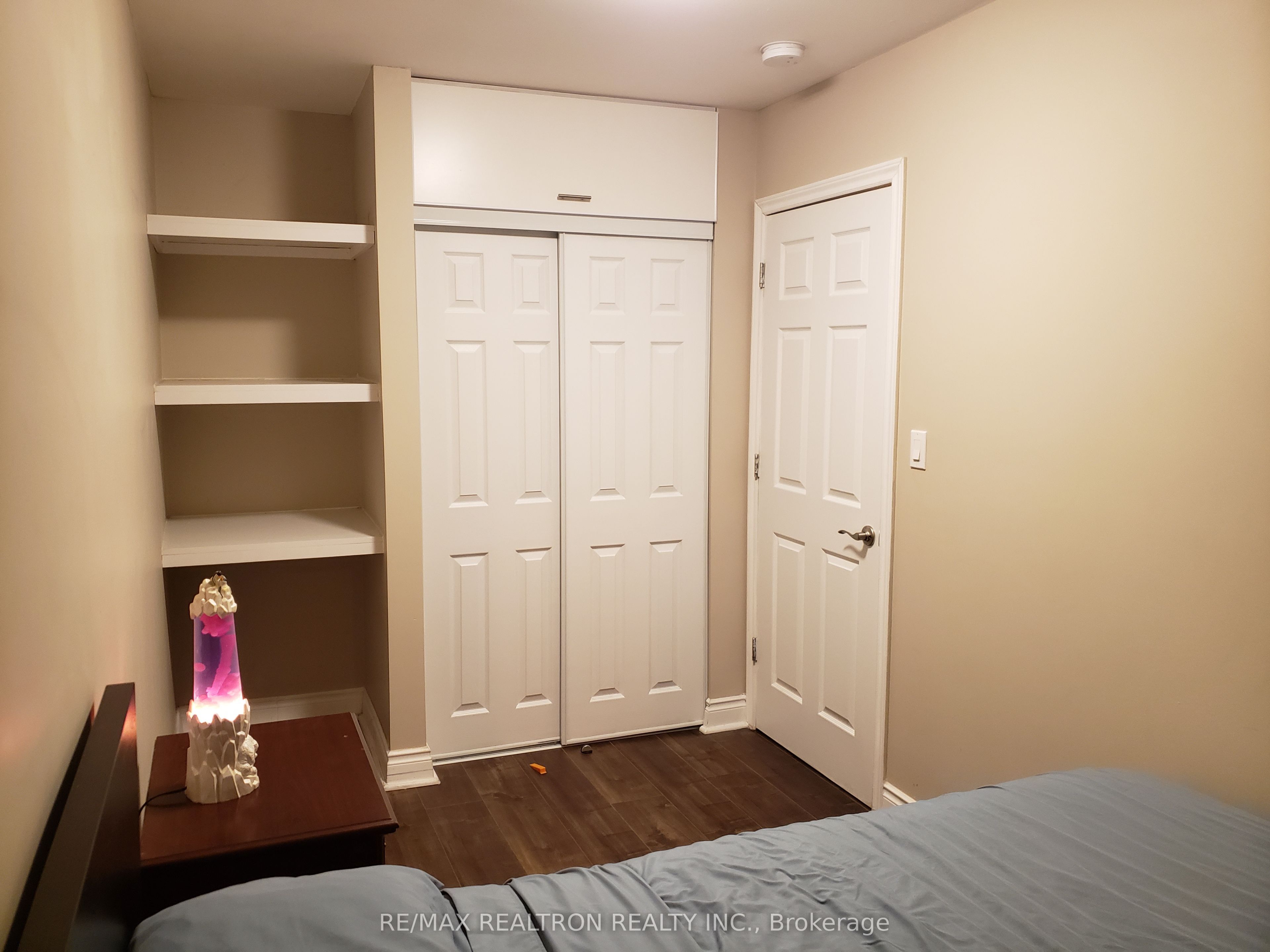 1299 Danforth Avenue Property Photo 23