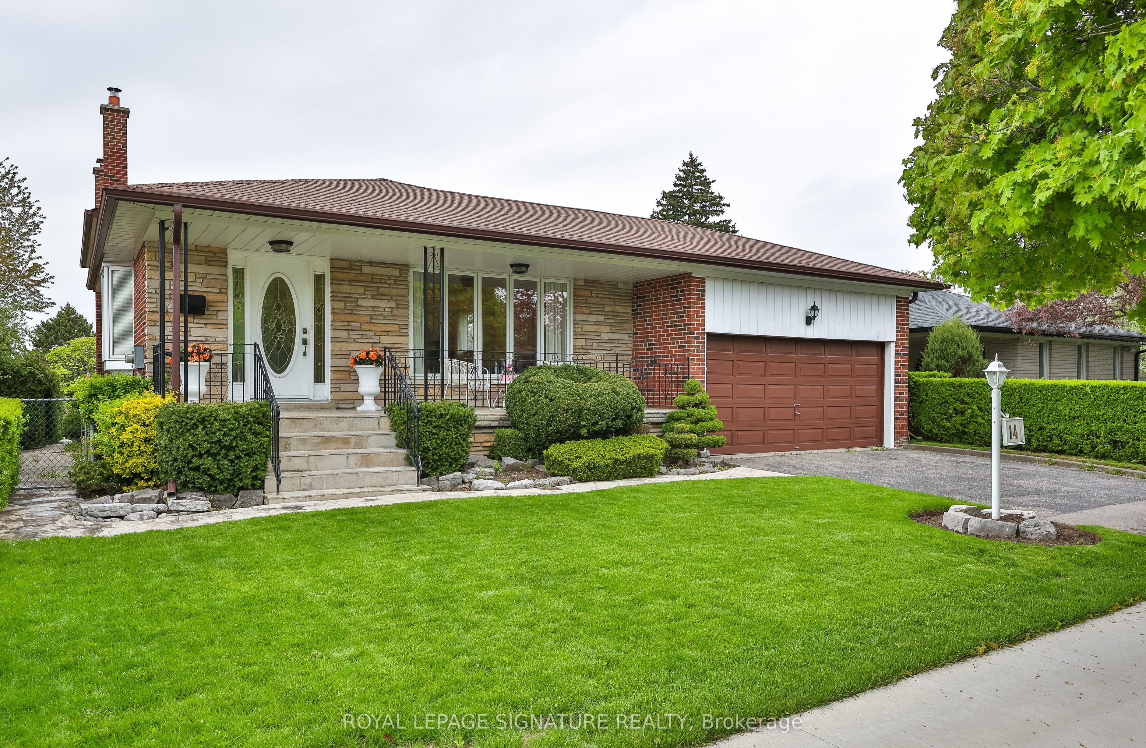 14 Logstone Crescent