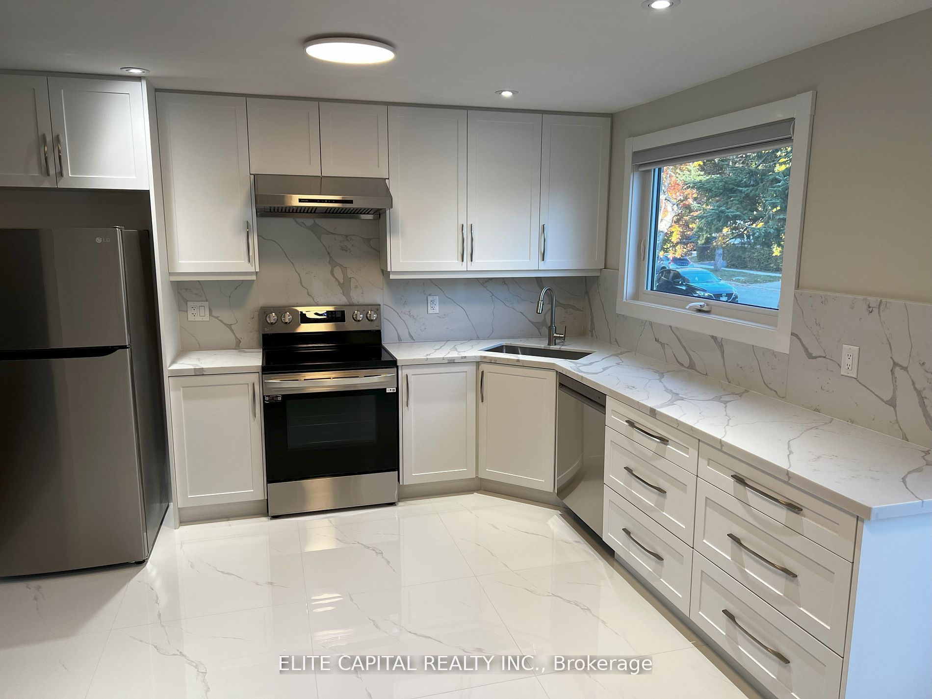 67 Hutcherson Square Property Photo 17