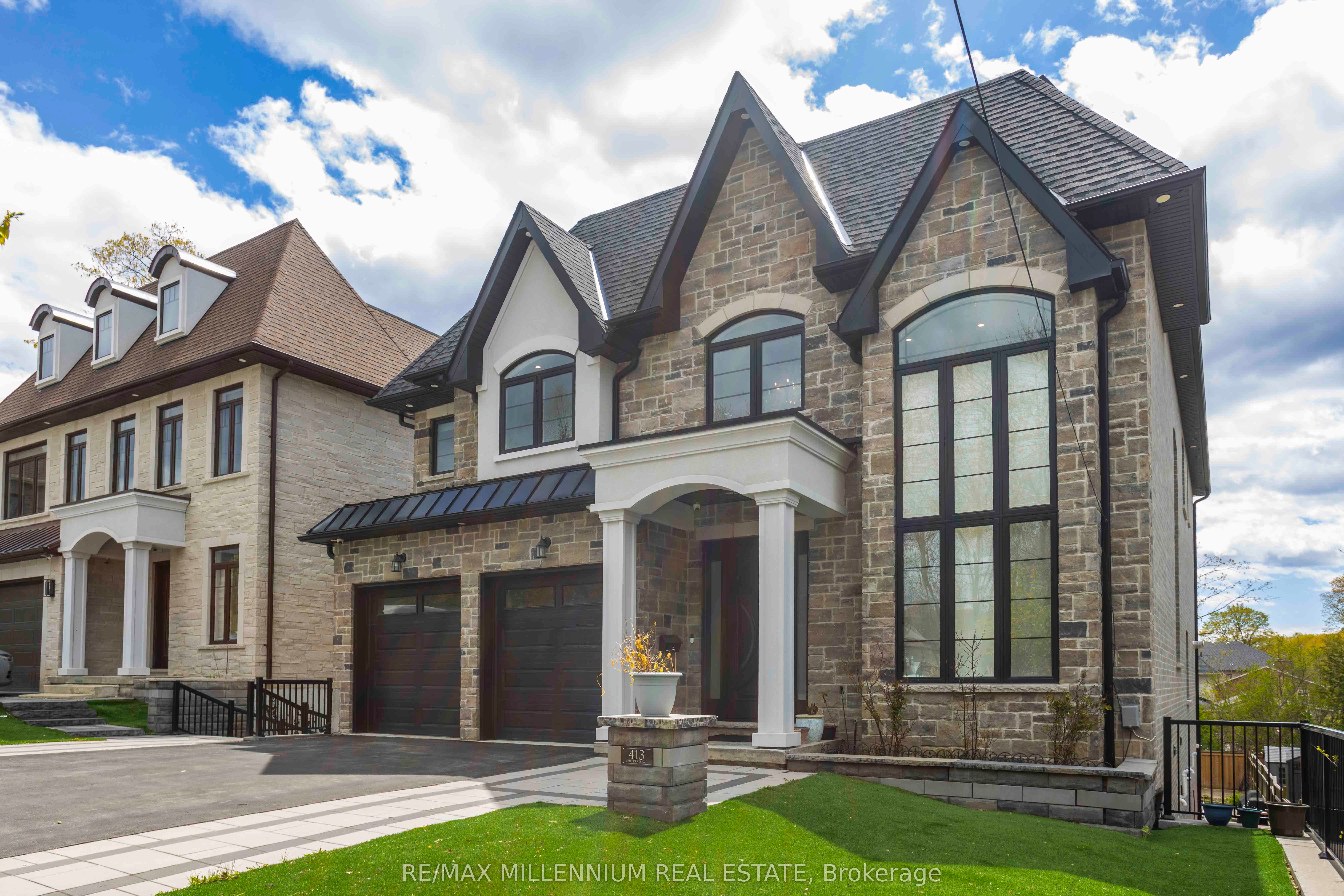 413 Sheppard Avenue Property Photo 3