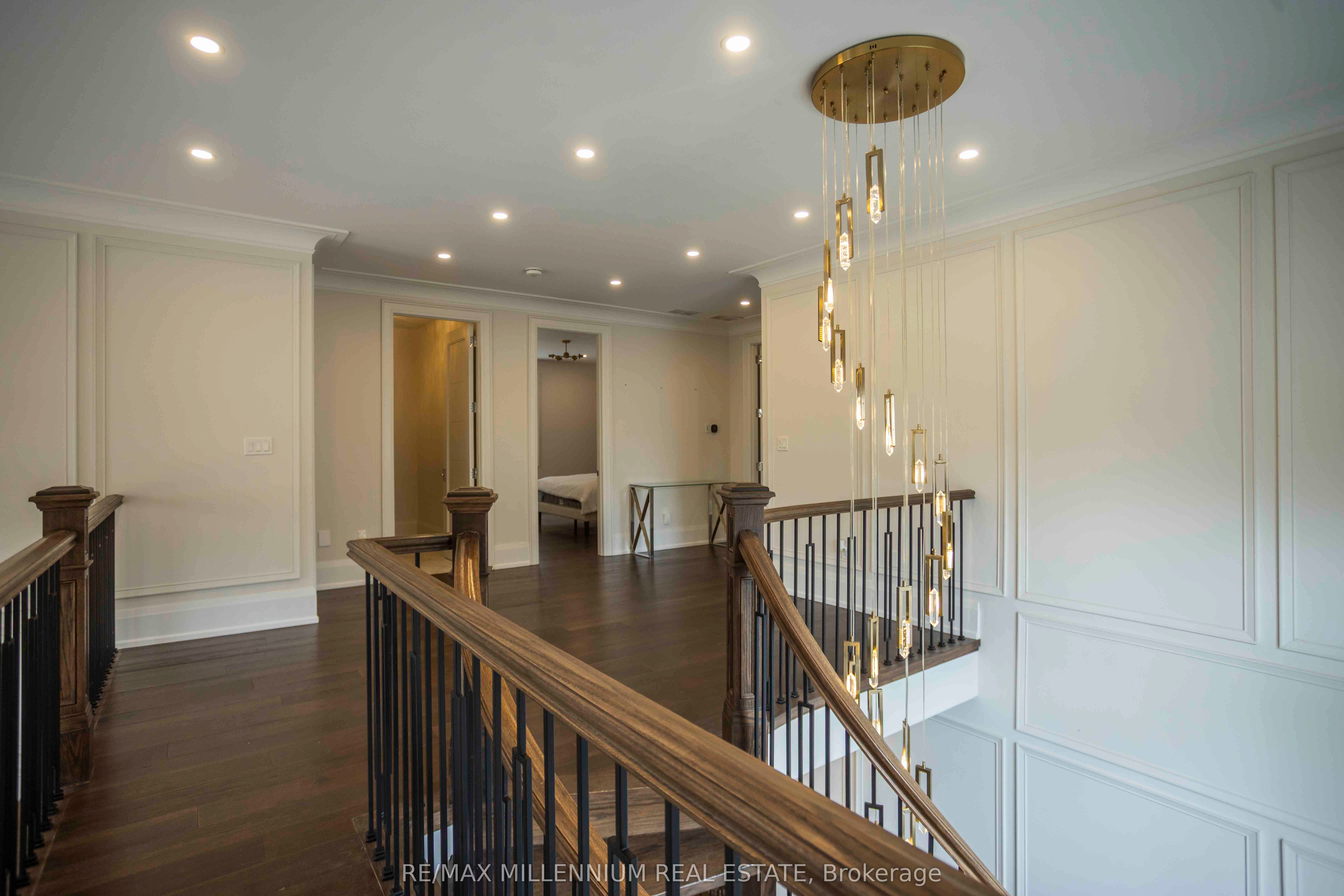 413 Sheppard Avenue Property Photo 8