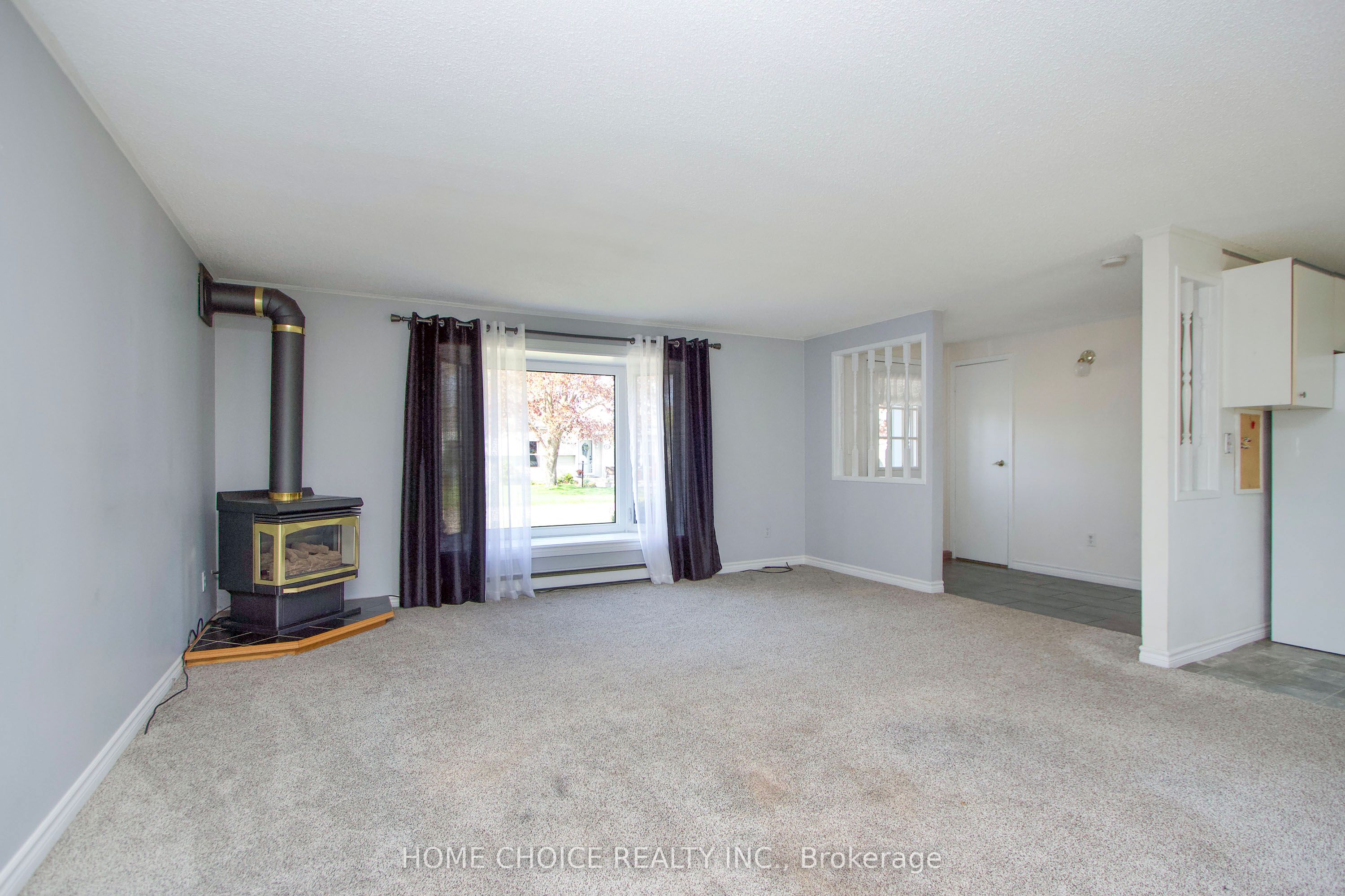 46 Fairway Drive Property Photo 7