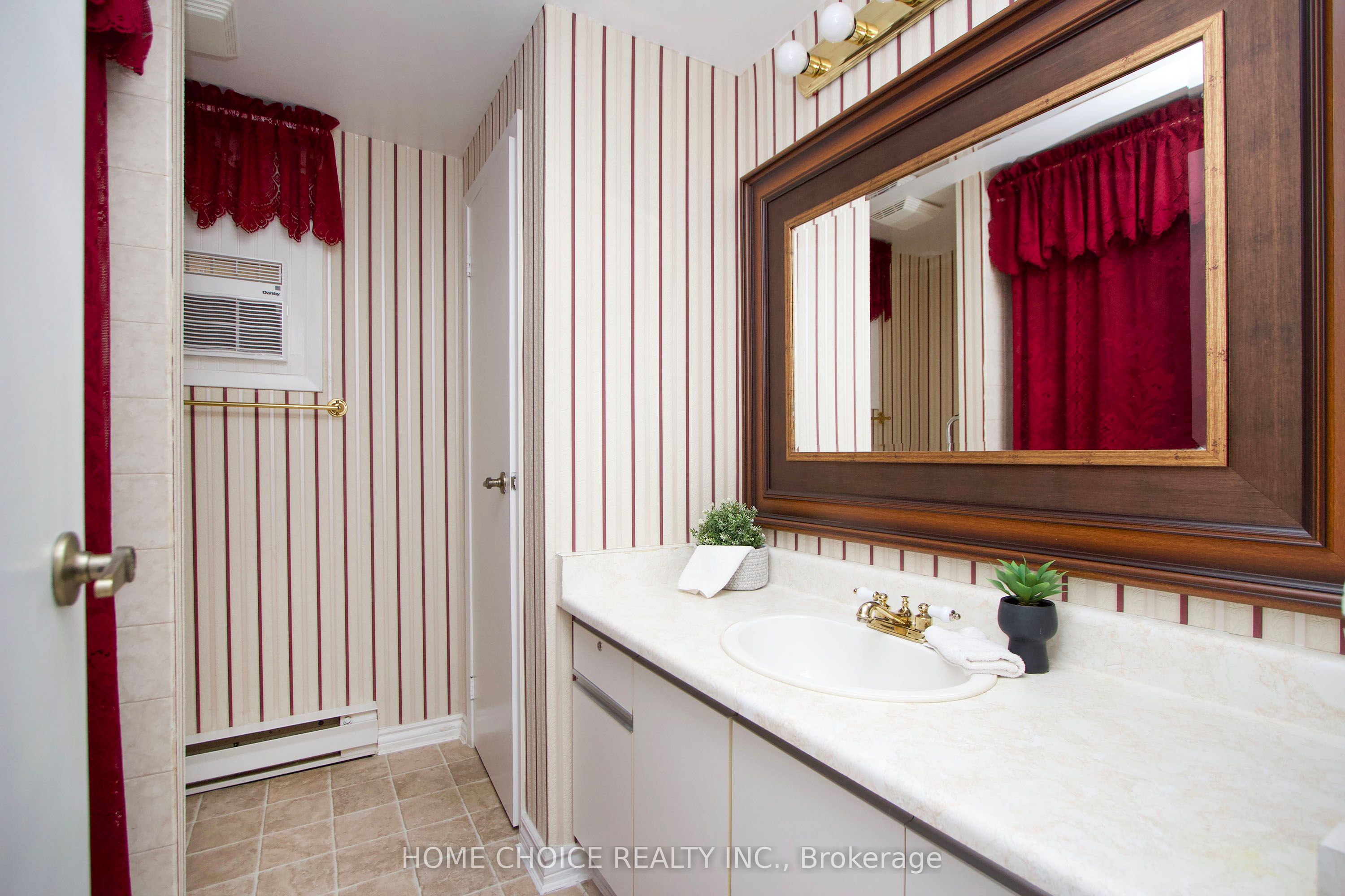 46 Fairway Drive Property Photo 17