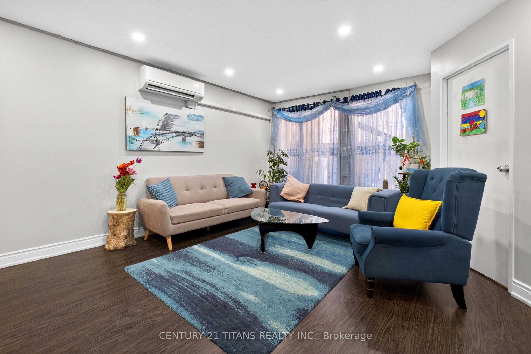 100 Mornelle Court 1018 Property Photo 4
