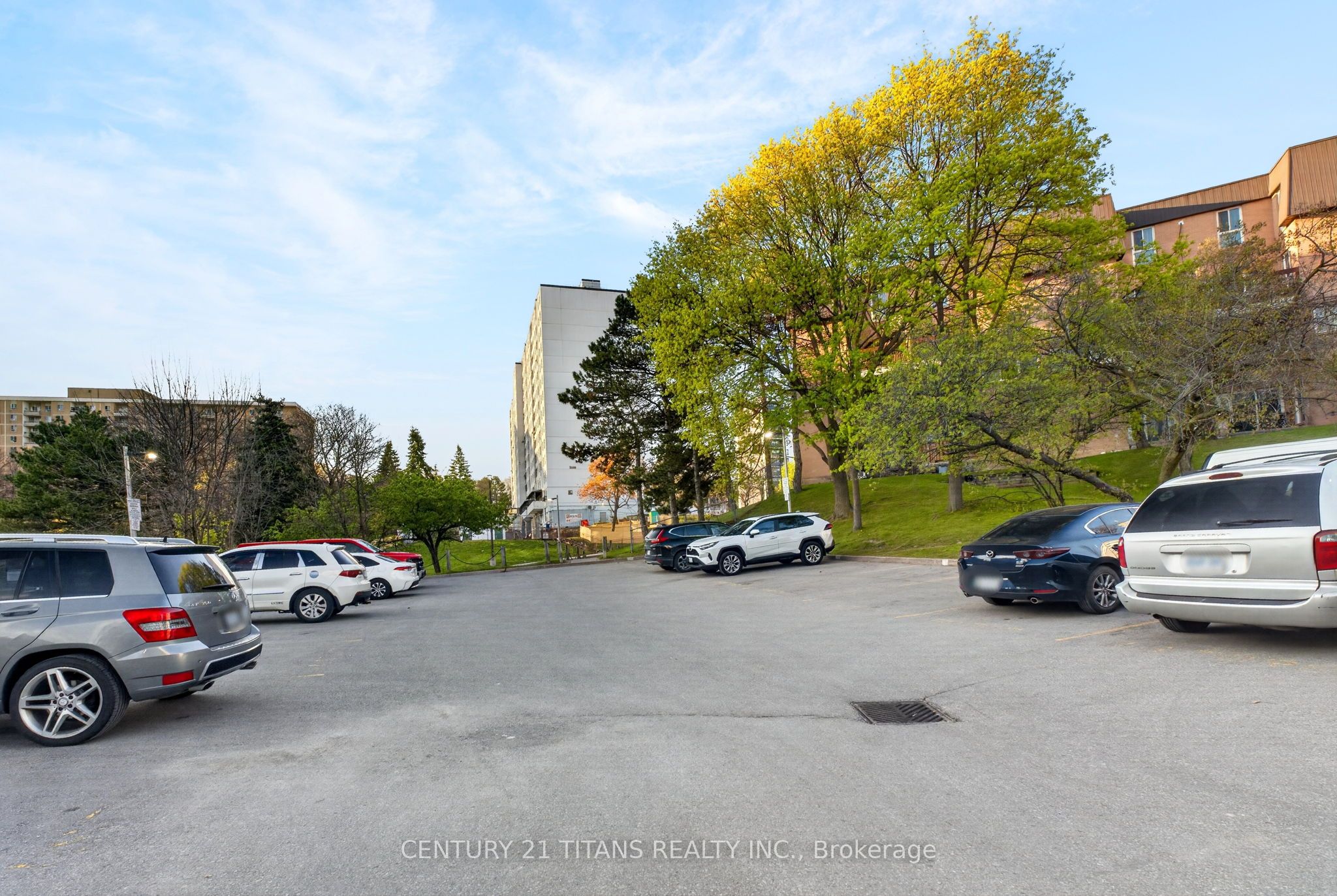 100 Mornelle Court 1018 Property Photo 28