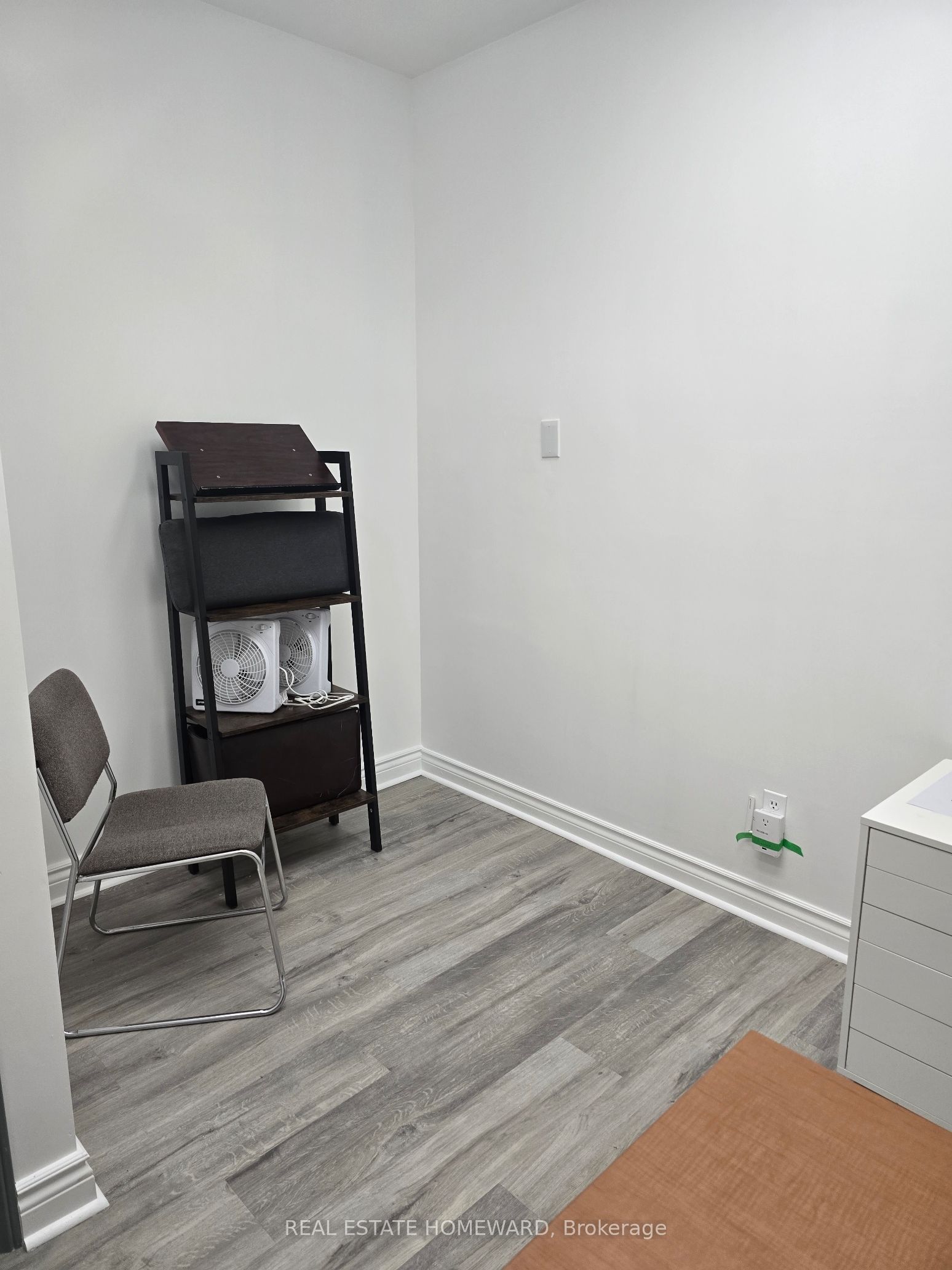 253 Danforth Avenue 100a Property Photo 3