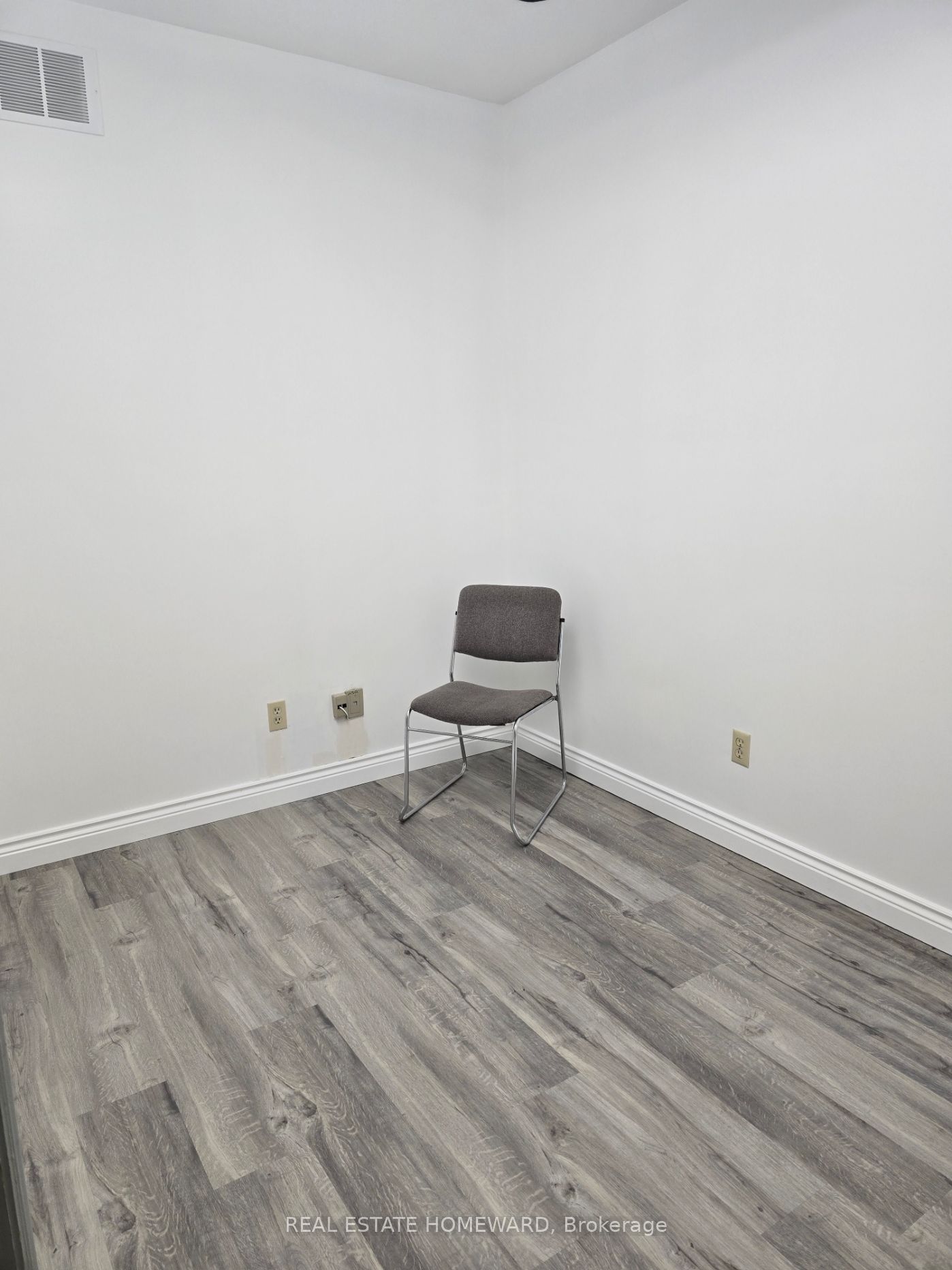 253 Danforth Avenue 100b Property Photo 5