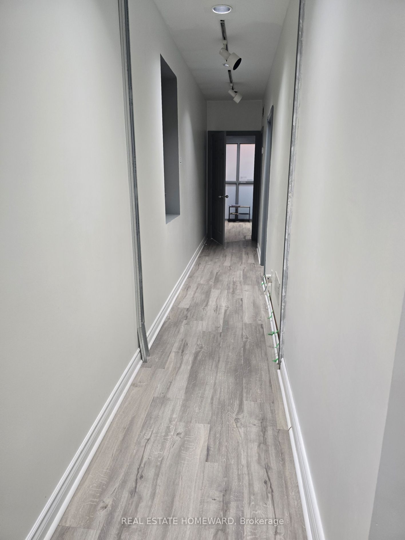 253 Danforth Avenue 100b Property Photo 7
